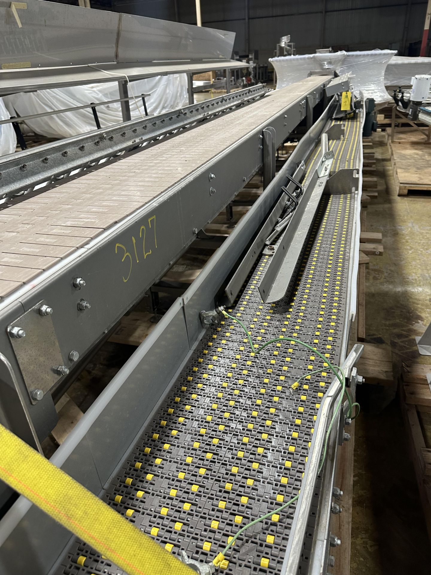 (Located In Springfield, MI) Lot of Table Top Case Conveyor - Image 5 of 7