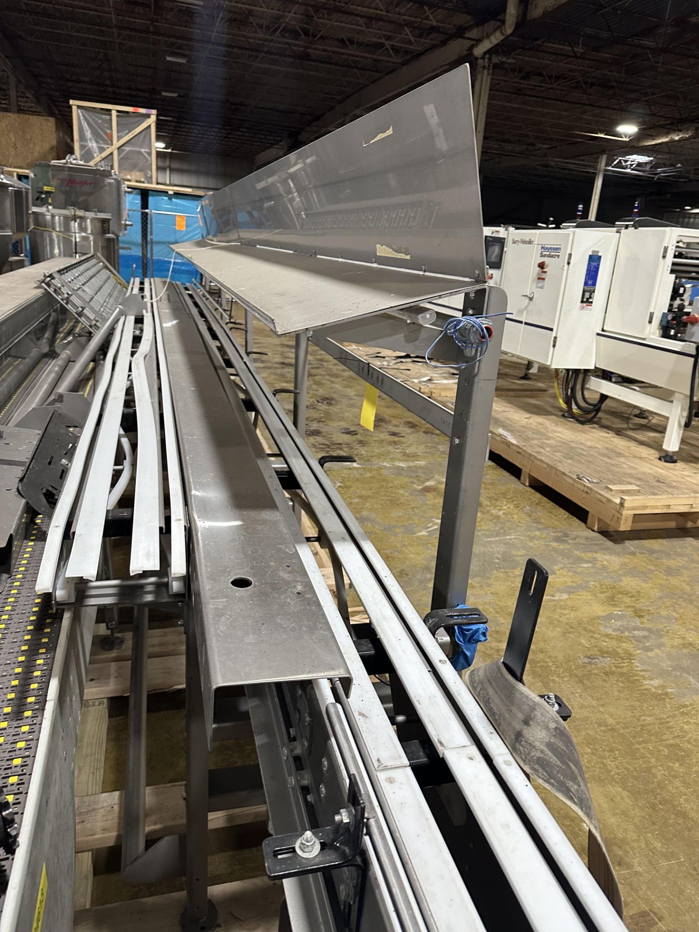 (Located In Springfield, MI) Lot of Table Top Case Conveyor - Image 3 of 7