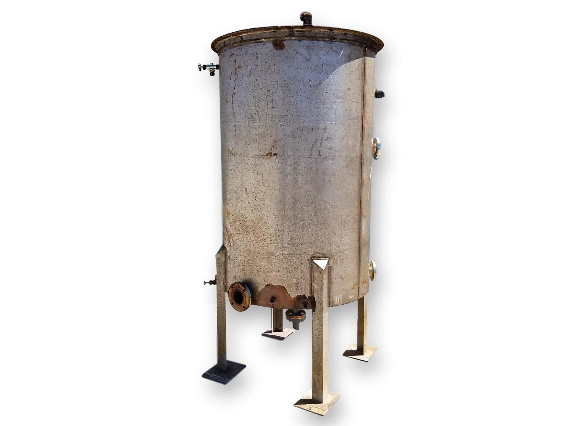 Lot Location: Greensboro NC Used 500 GALLON STAINLESS STEEL TANK with Internal Coil - Image 3 of 10