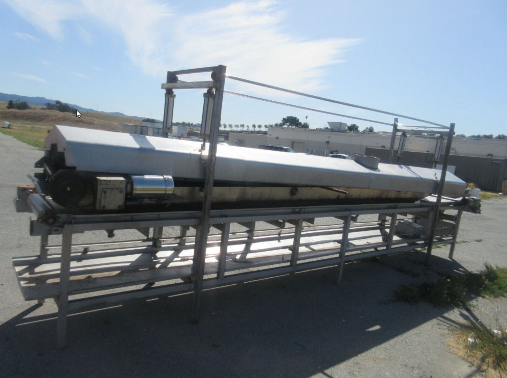 (Located in Hollister, CA) Industrial Oil Roaster, Rigging Fee: $100 - Image 4 of 9