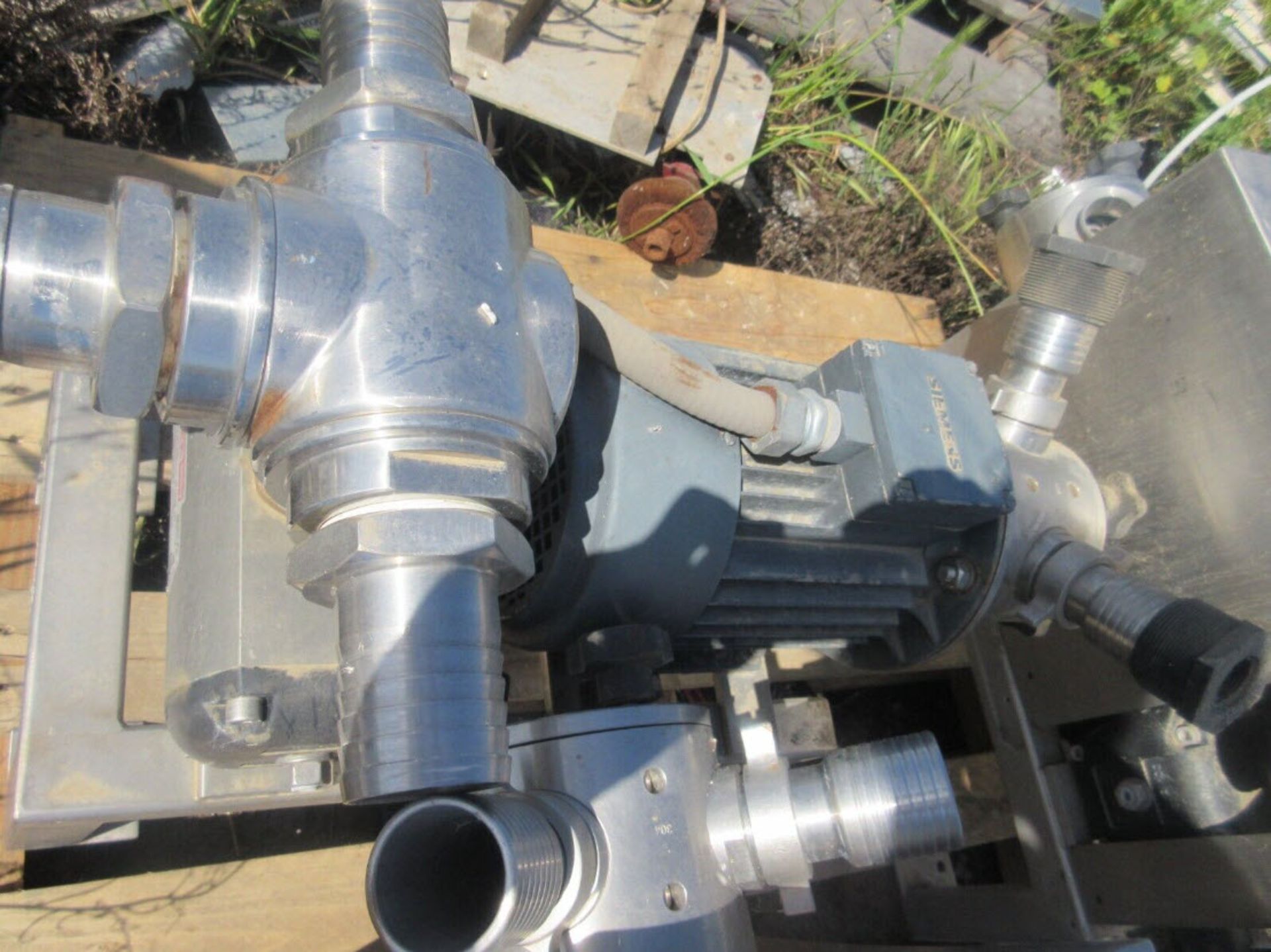 (Located in Hollister, CA) Siemens Coating System Coating Pump, Rigging Fee: $100 - Bild 6 aus 11