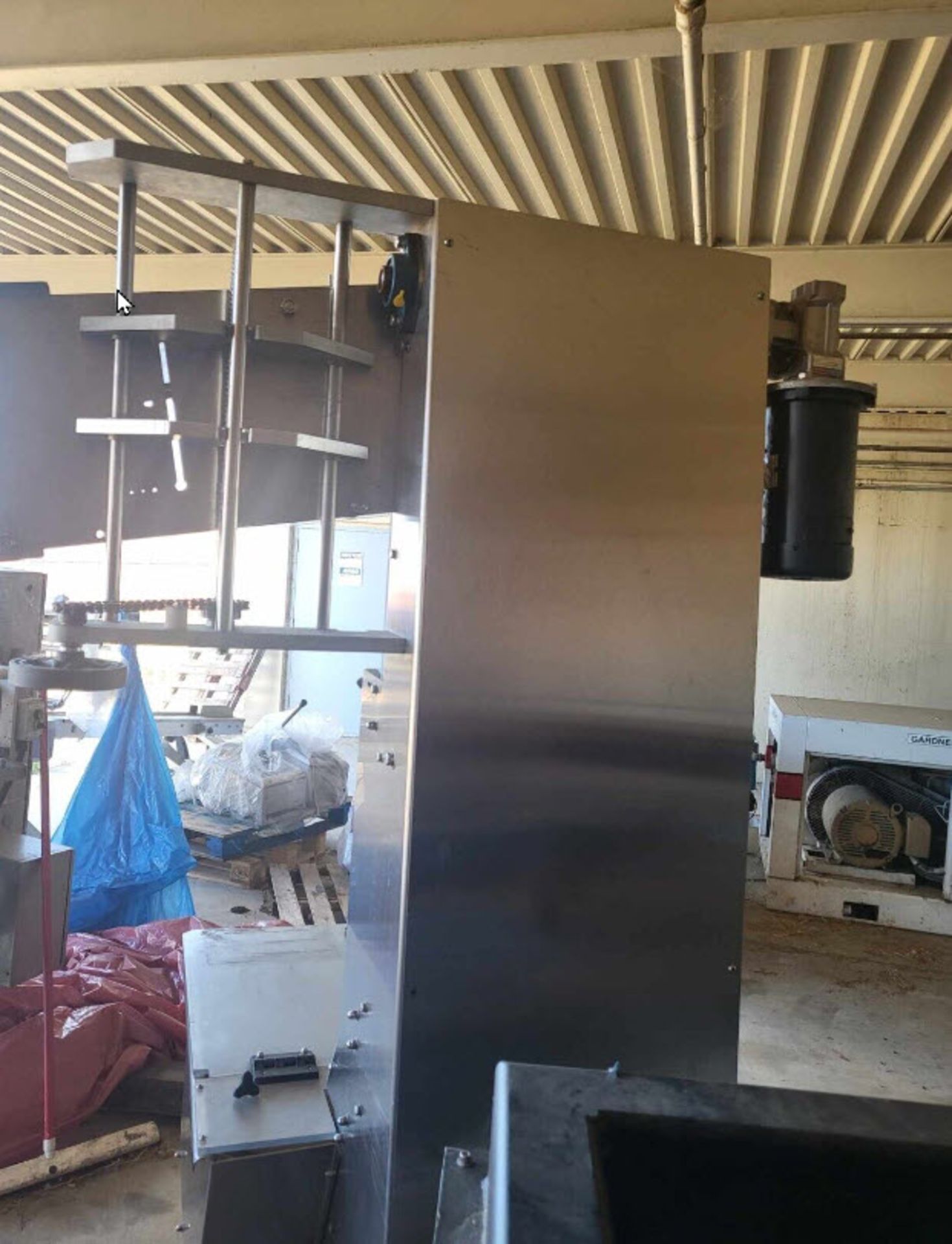 (Located in Hollister, CA) Lid Dispenser for Food Industry, Rigging Fee: $100 - Image 9 of 11