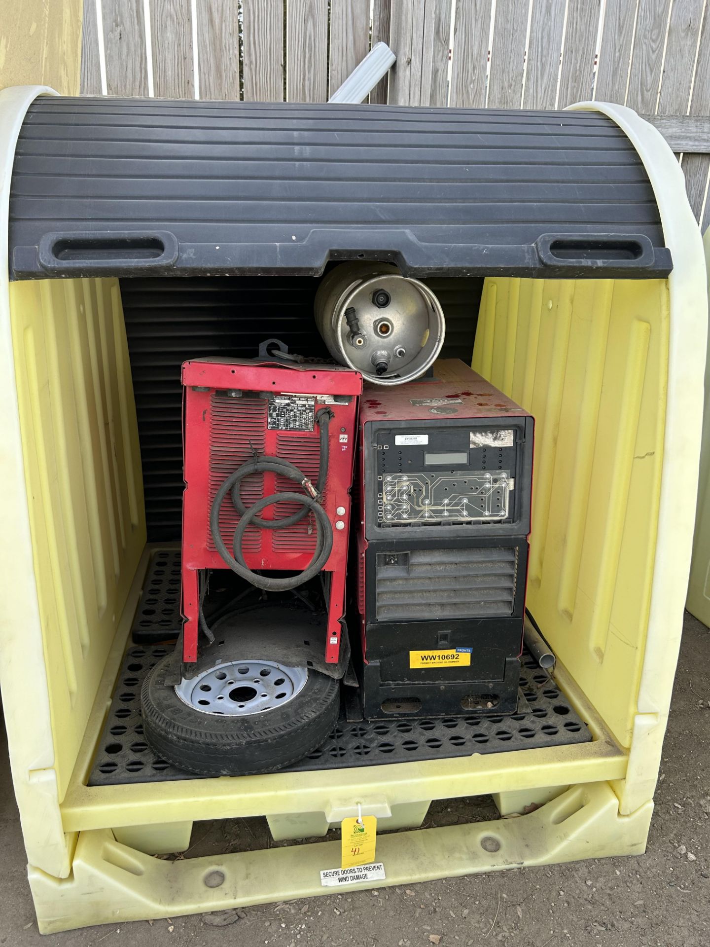 Lot Location: Hartley IA - Plastic Outdoor Storage Unit (Does not include contents) - Image 2 of 2