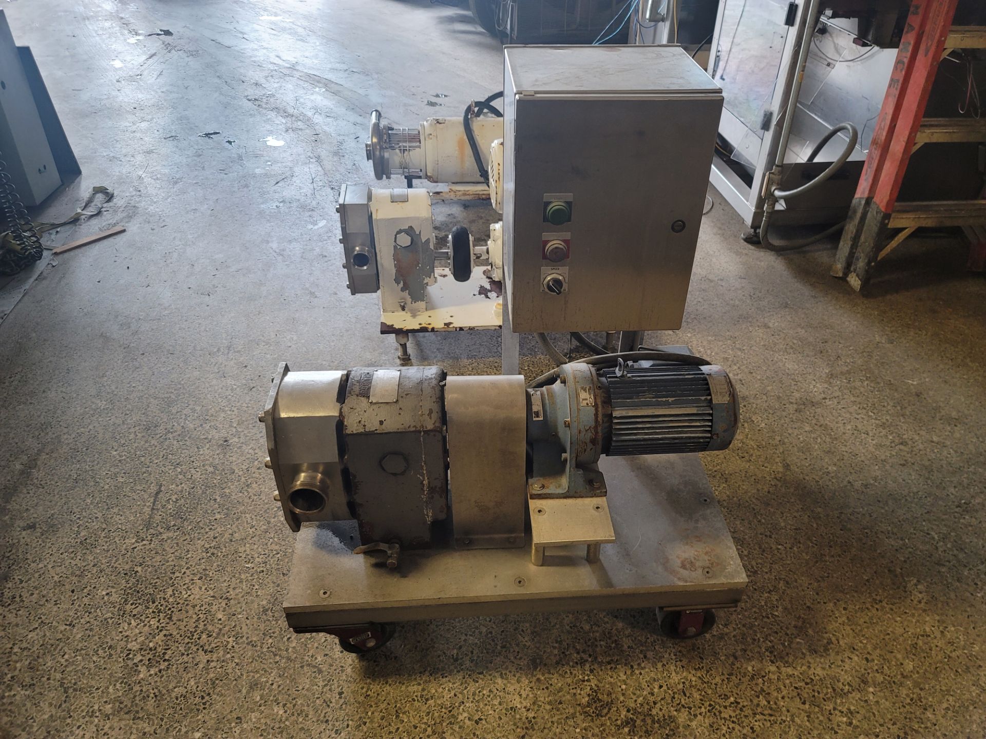 (Located in Belle Glade, FL) 3HP POSITIVE DISPLACEMENT PUMP, Loading/Rigging Fee: $25