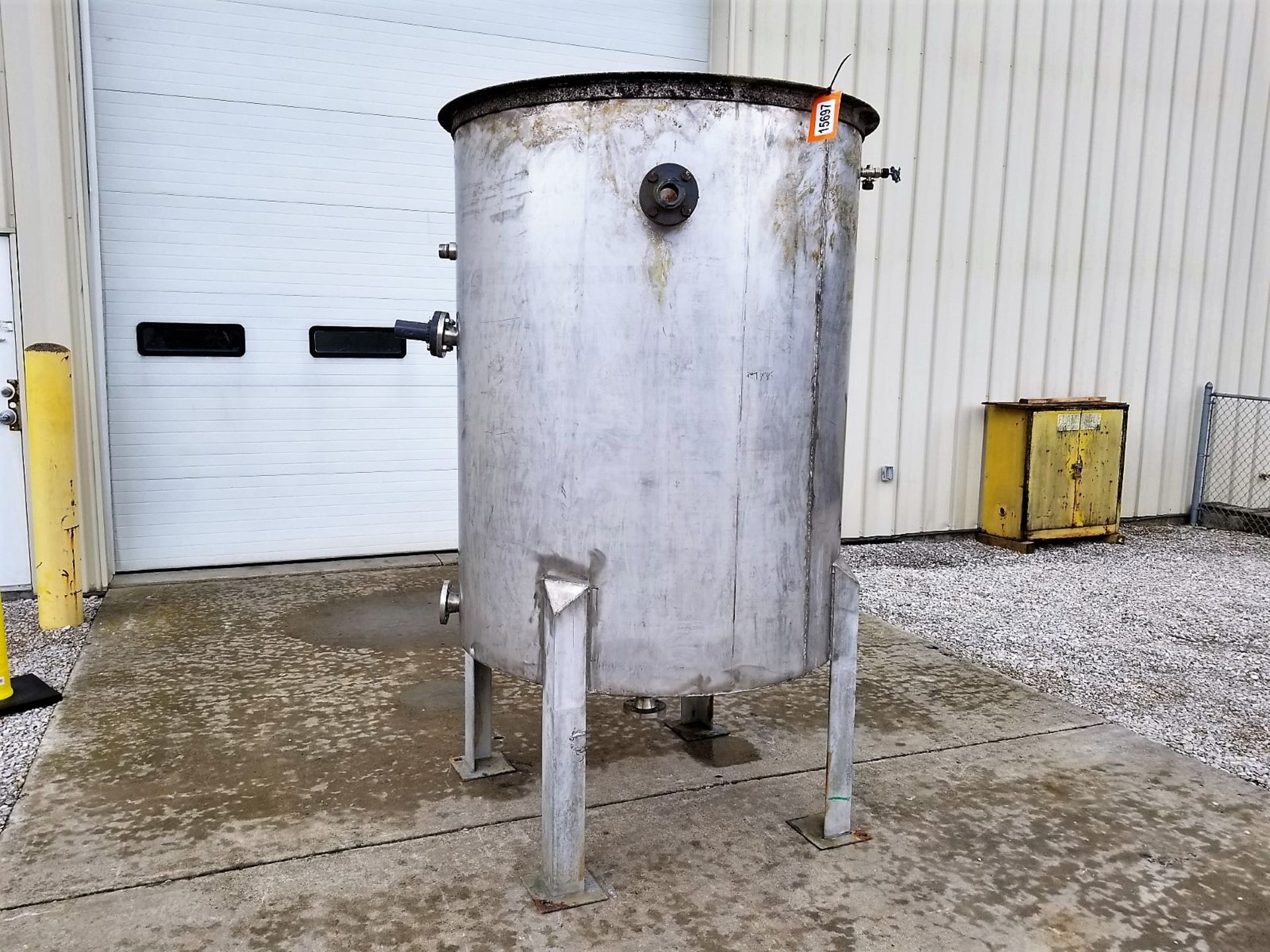 Lot Location: Greensboro NC Used 585 Gallon Stainless Steel Tank, Open Top with Pipe Coils