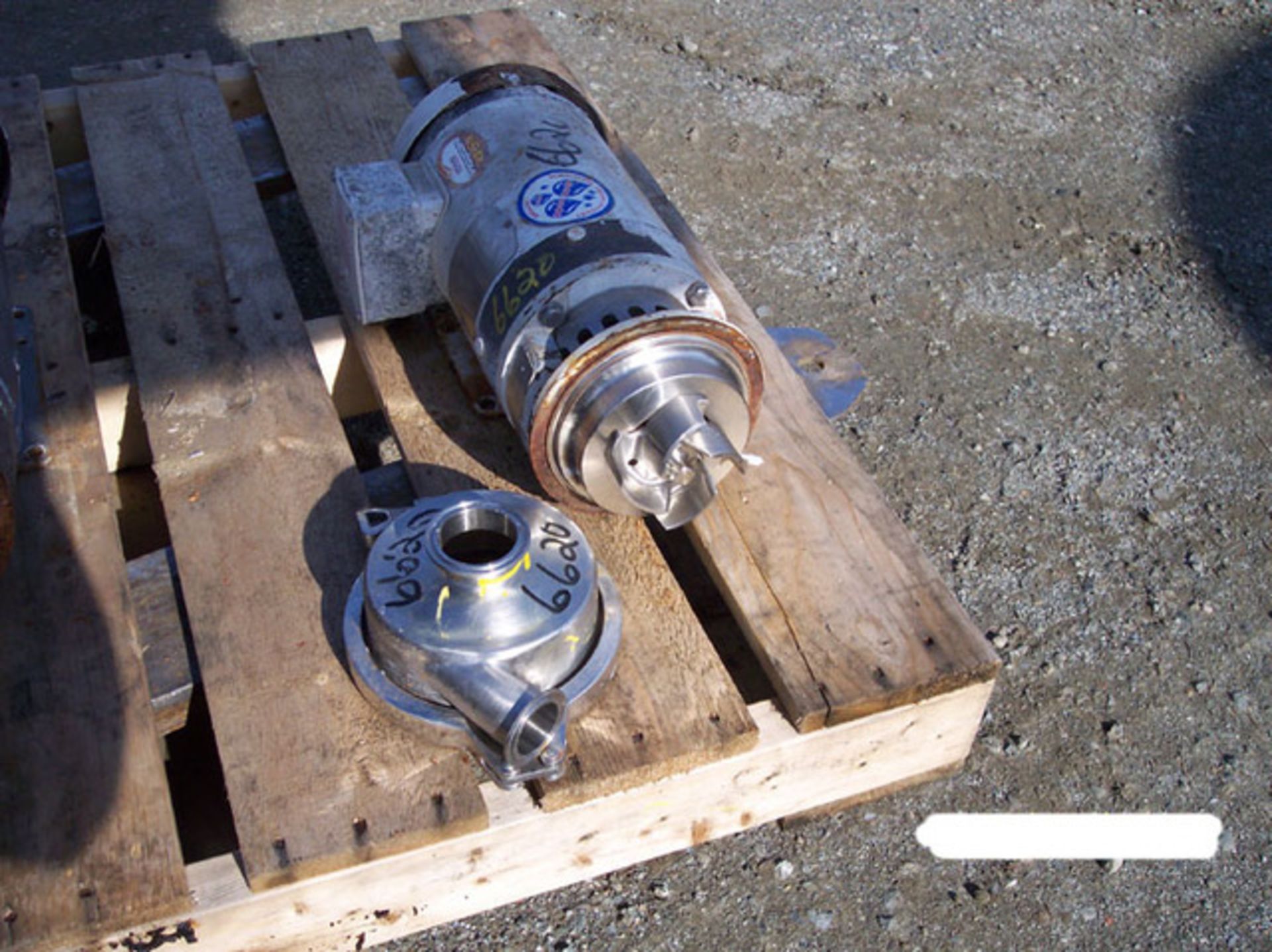 (Located in Morgan Hill, CA) Waukesha Cherry Burrell Centrifugal Pump, Model 97-2045, SN 205597 - Bild 2 aus 2