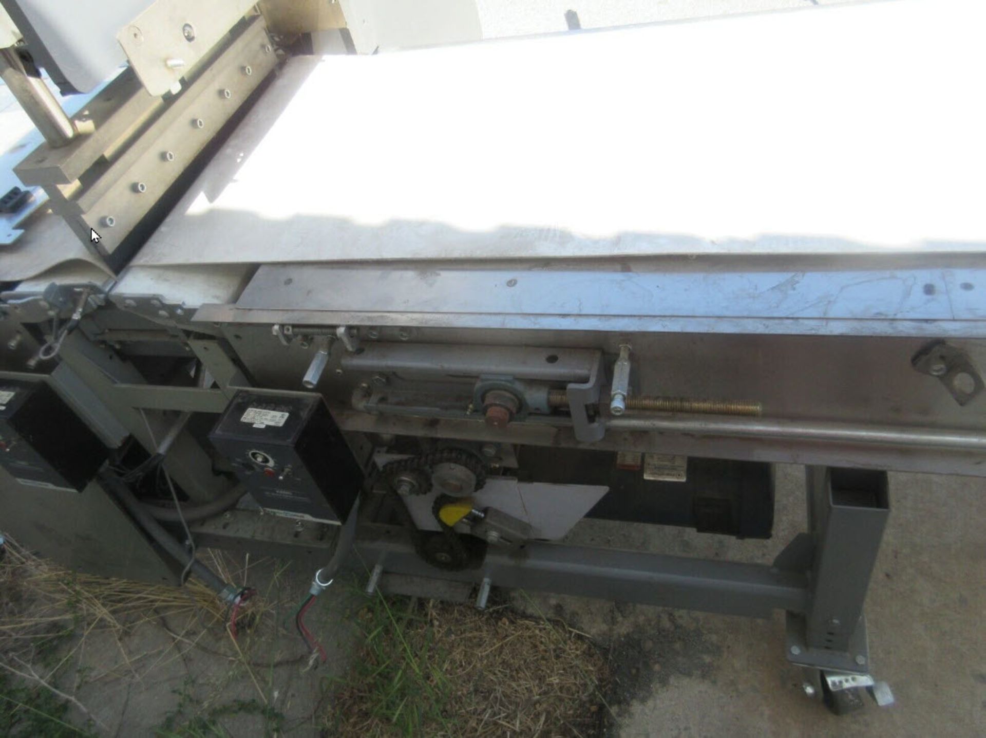(Located in Hollister, CA) Cutter/Slitter, Rigging Fee: $100 - Image 7 of 13