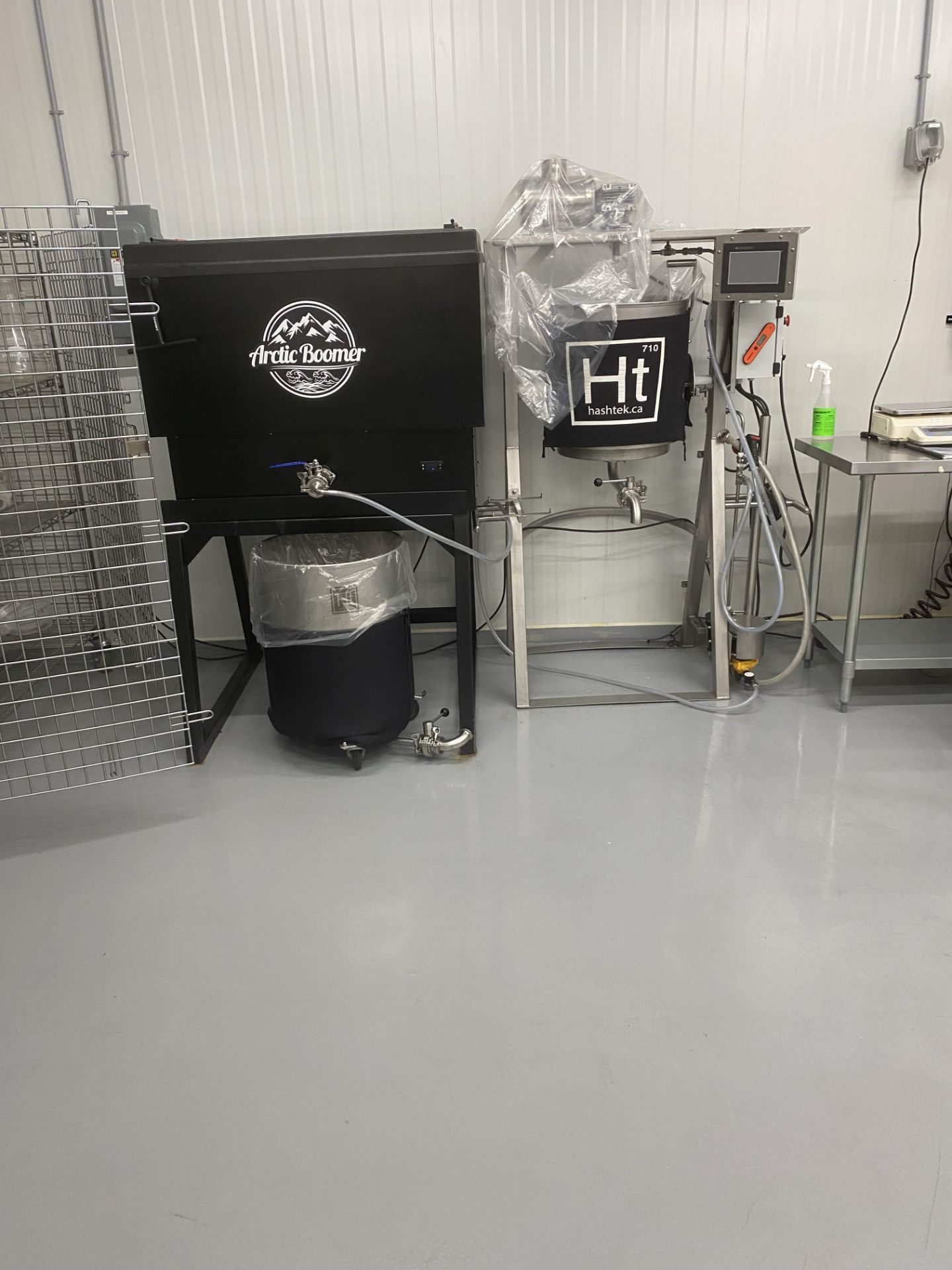 (Located in Brampton, ON, CA) Hash Tek 25-T Bubble Hash Extraction Unit with Arctic Boomer