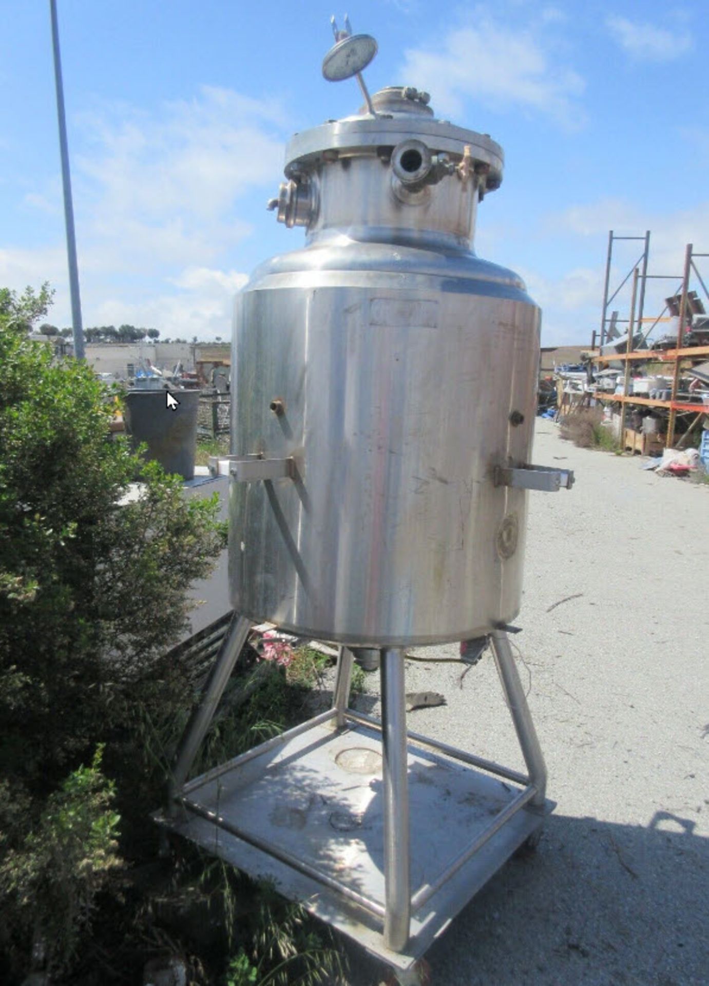 (Located in Hollister, CA) Cherry Burrel Tank/Reactor, Rigging Fee: $100 - Image 12 of 12