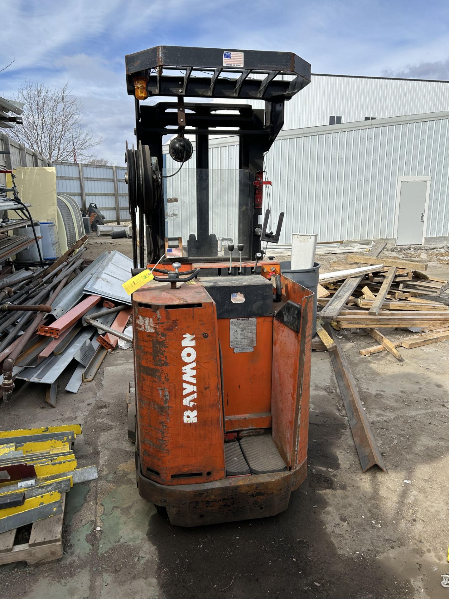 Lot Location: Hartley IA - Raymond Electric Forklift, Model #20R30TT, S/N #0208624788, Good battery, - Image 2 of 5