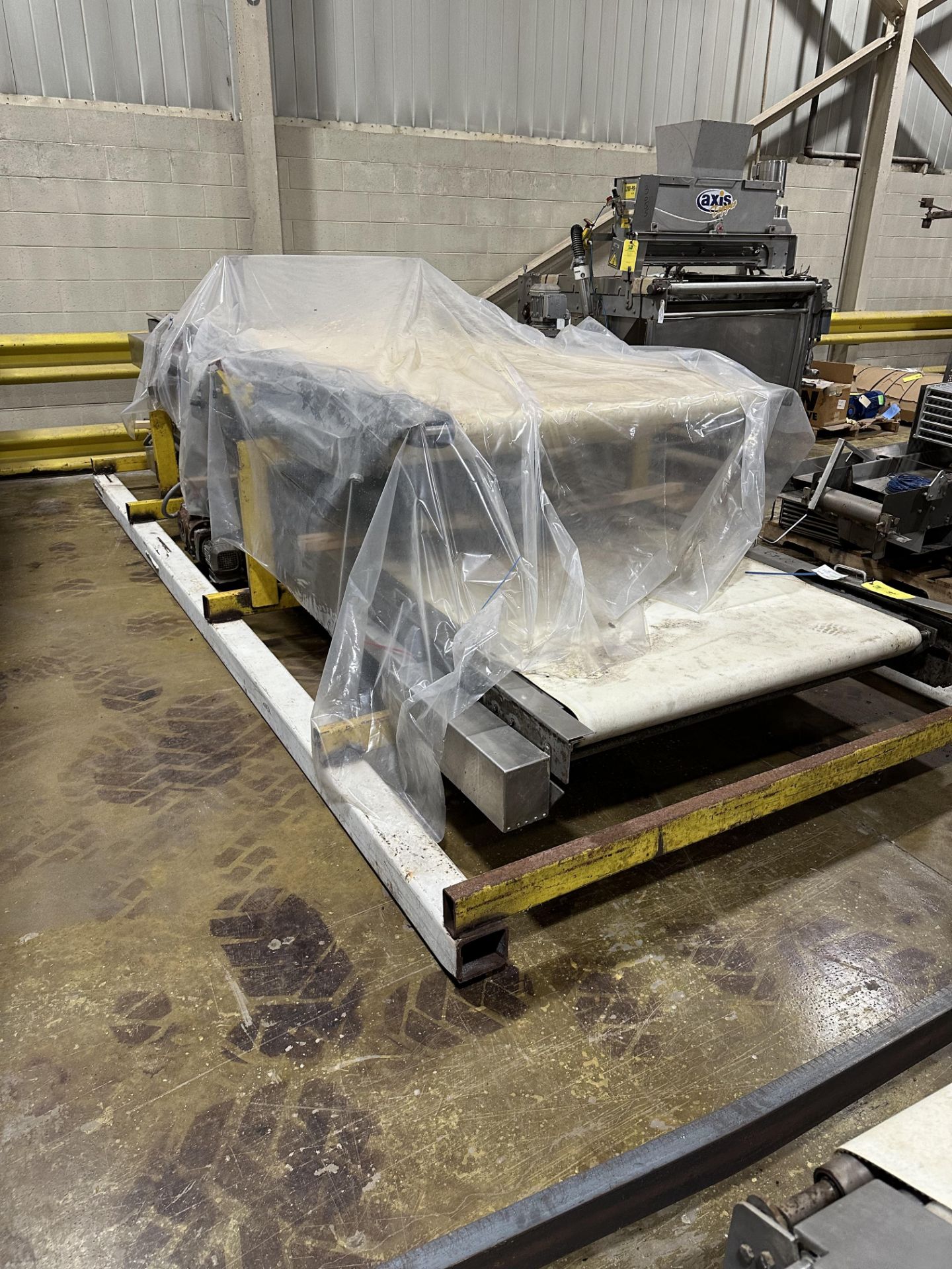 (Located In Springfield, MI) Dough Conveyor System For Spooner Line