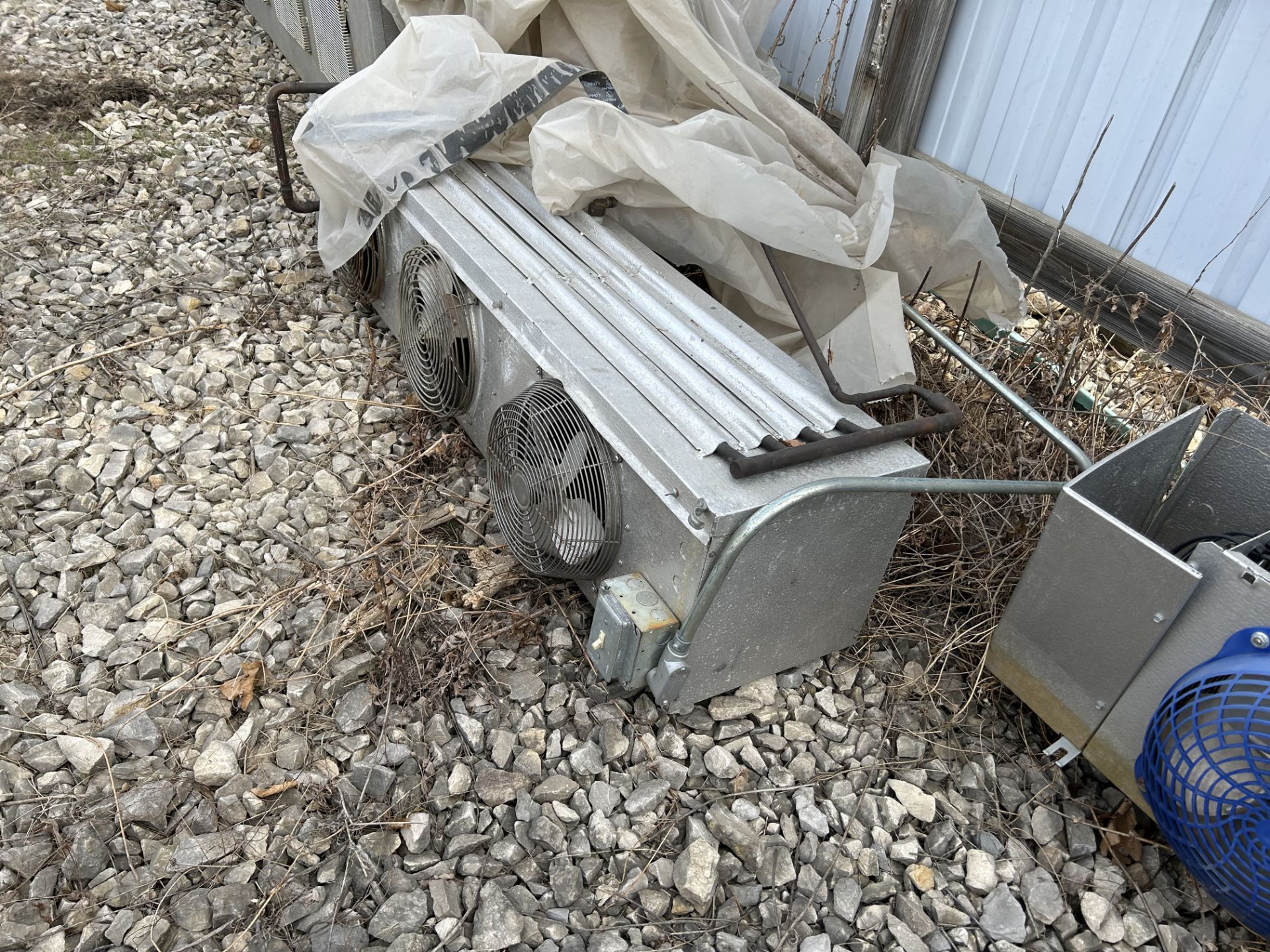Lot Location: Hartley IA - Multiple Condenser Coil Units - Image 4 of 9