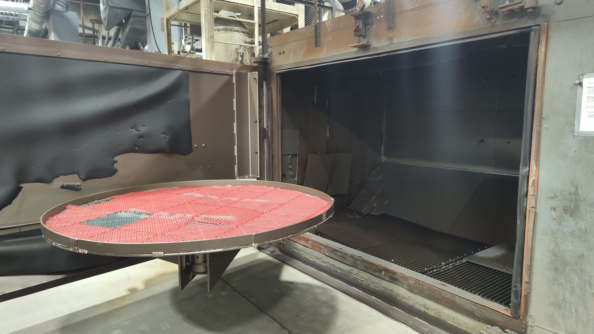 (Located in Austell, GA) Wheelabrator Table Blaster, Loading/Rigging Fee: $1650 - Image 3 of 7