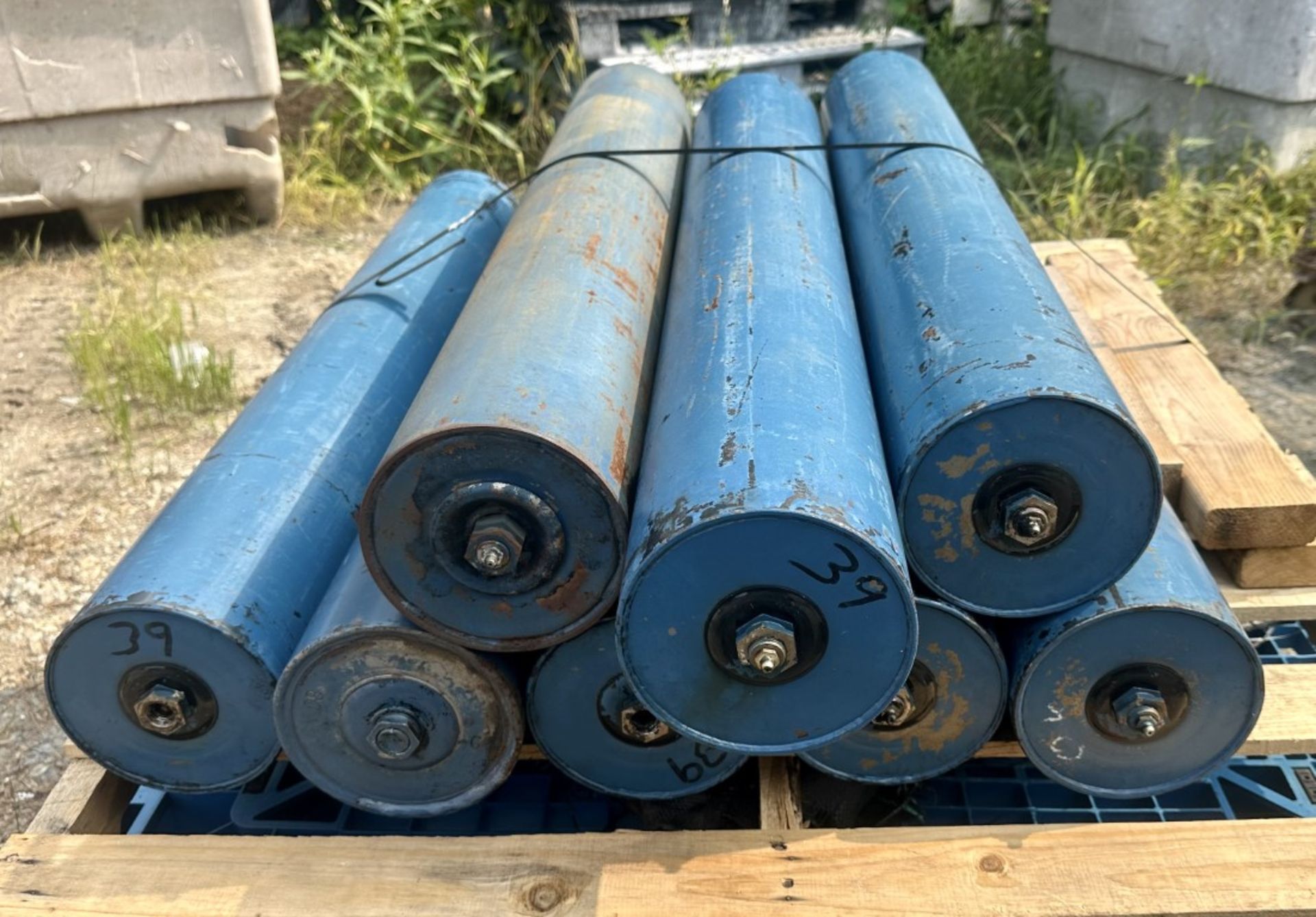 Lot Location: Greensboro NC 6'' DIAMETER BELT CONVEYOR RETURN IDLER ROLLERS 39'' & 45'' LONG - Image 3 of 8