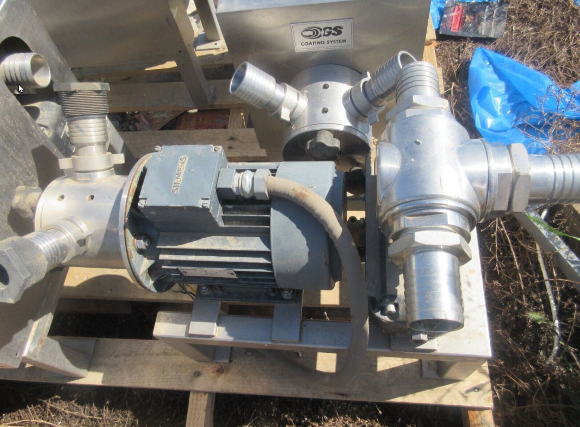 (Located in Hollister, CA) Siemens Coating System Coating Pump, Rigging Fee: $100 - Bild 9 aus 11