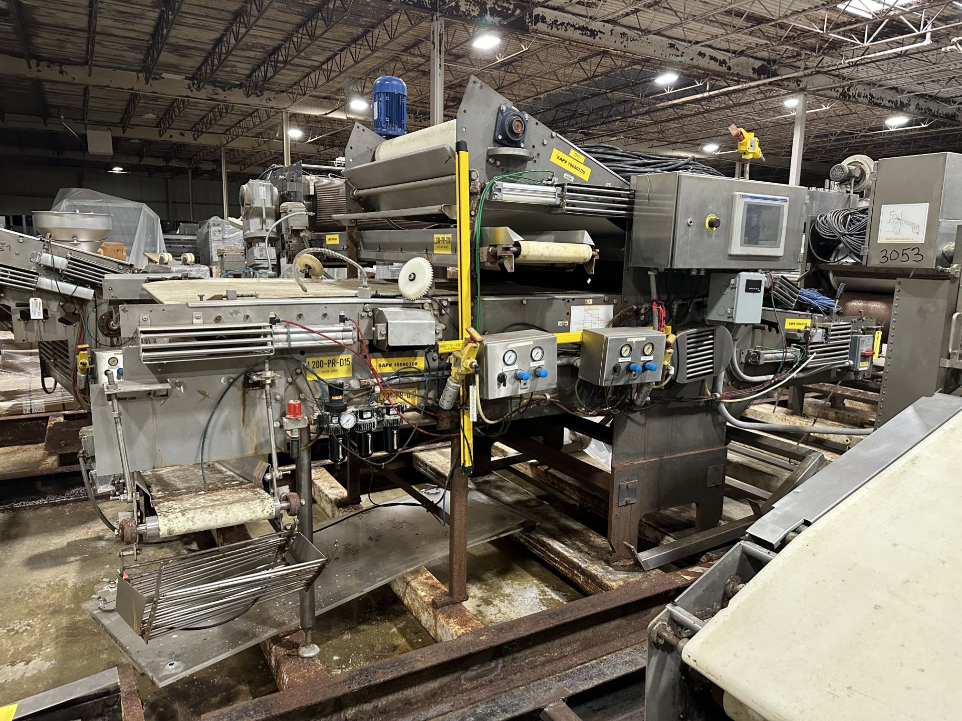 (Located In Springfield, MI) Layering/Lapping Conveyor Unit with Scrap Return and Cutter