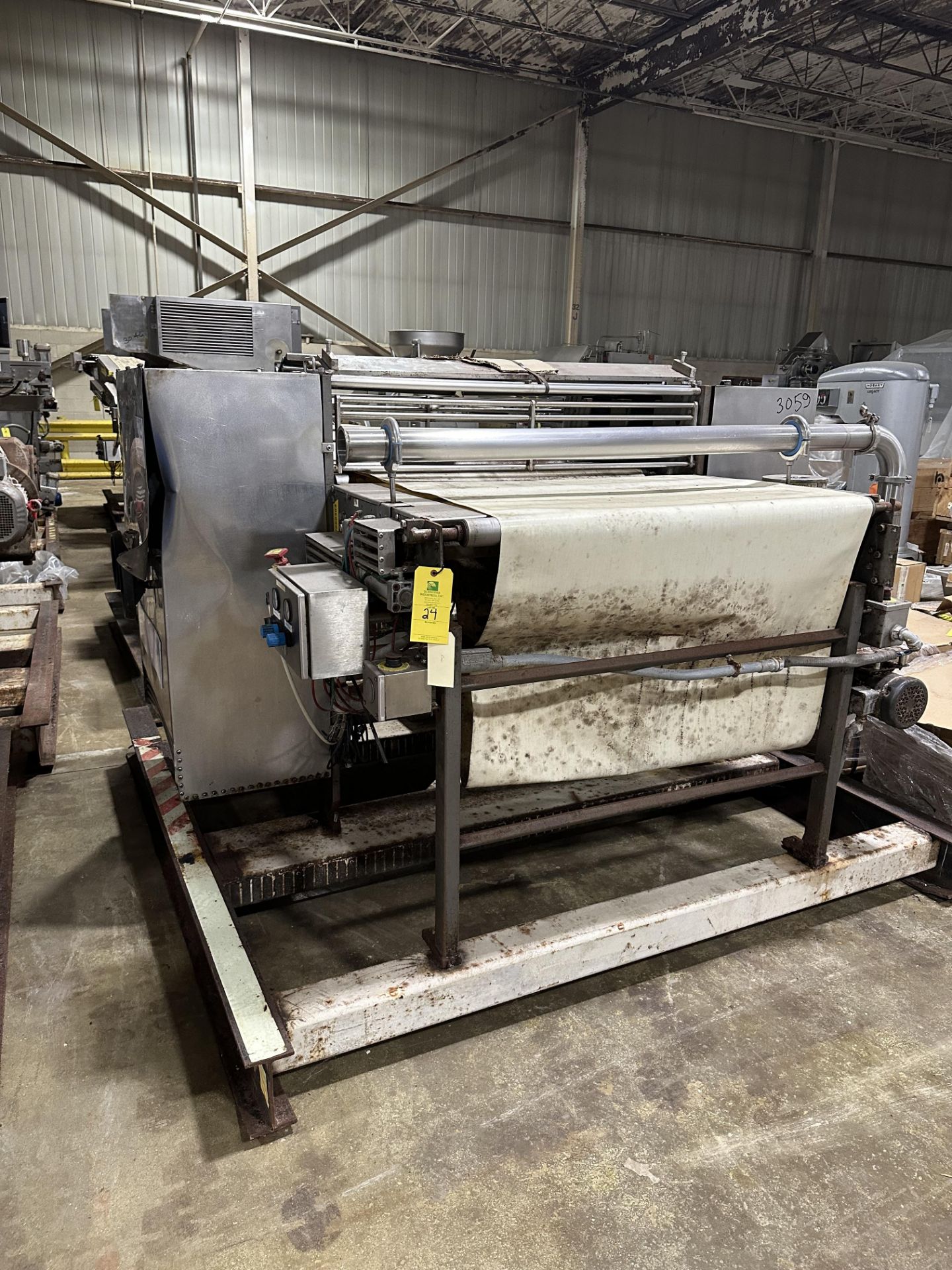 (Located In Springfield, MI) Spooner Vickers Cutting Conveyor