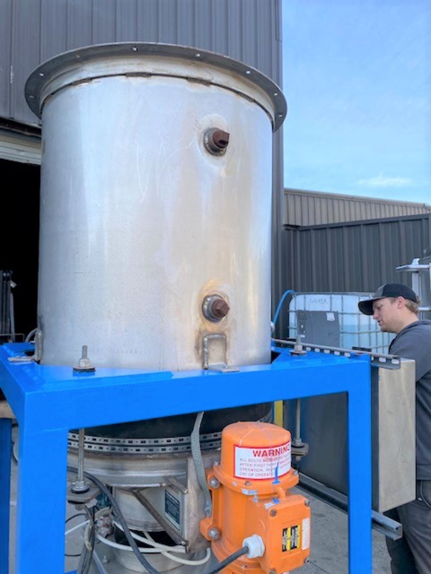 Lot Location: Greensboro NC 3'' METALFAB SCREW FEEDER AND CONTINUOUS BETTER-WEIGHÓ LIVE BOTTOM BIN - Image 7 of 13