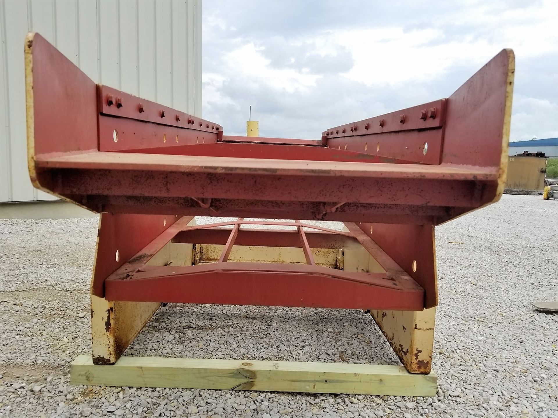 Lot Location: Greensboro NC TItle Unused 36" X 126" Hewitt-Robins Metso 2-Deck Incline Scre - Bild 3 aus 11