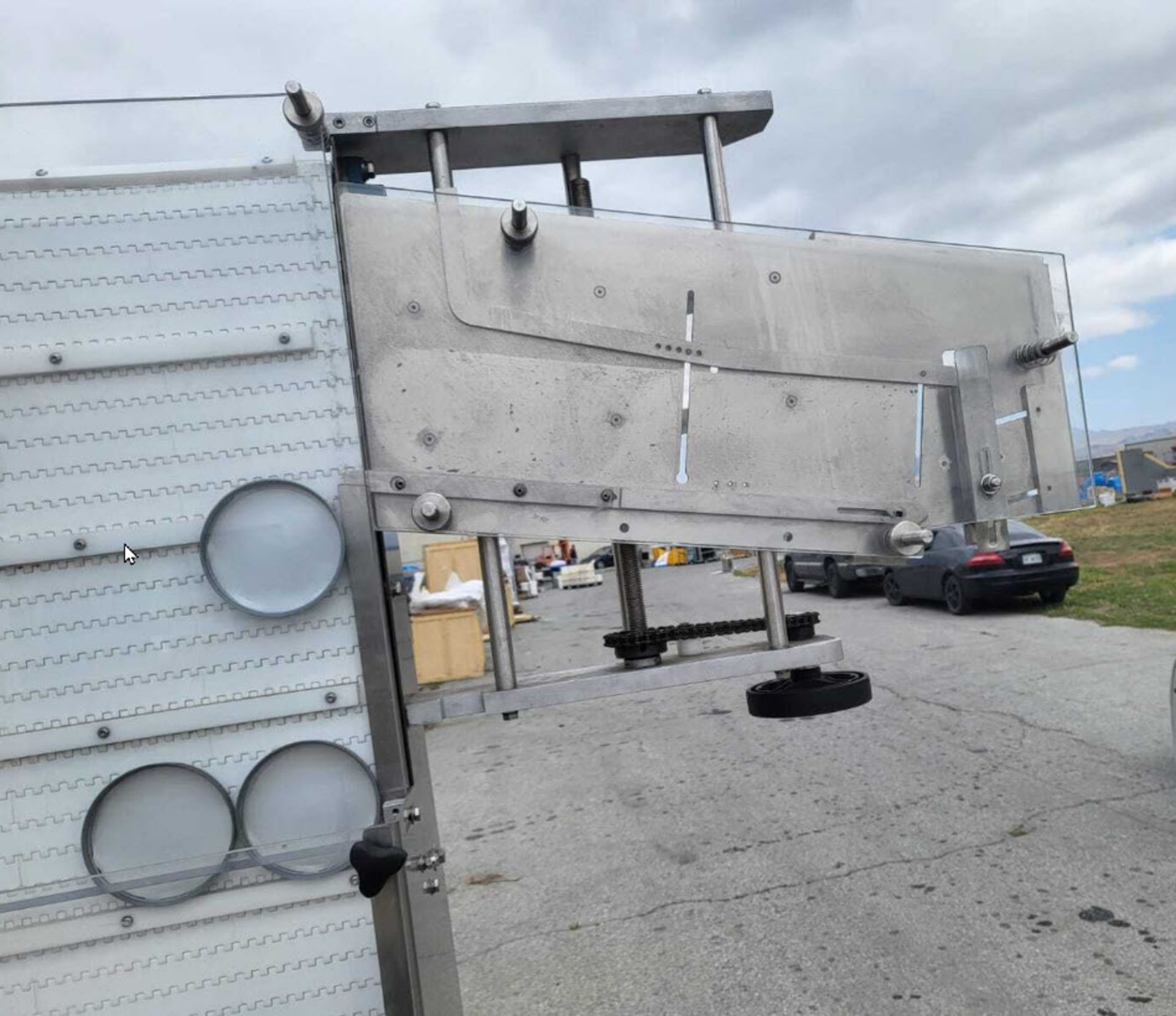 (Located in Hollister, CA) Lid Dispenser for Food Industry, Rigging Fee: $100 - Image 2 of 11