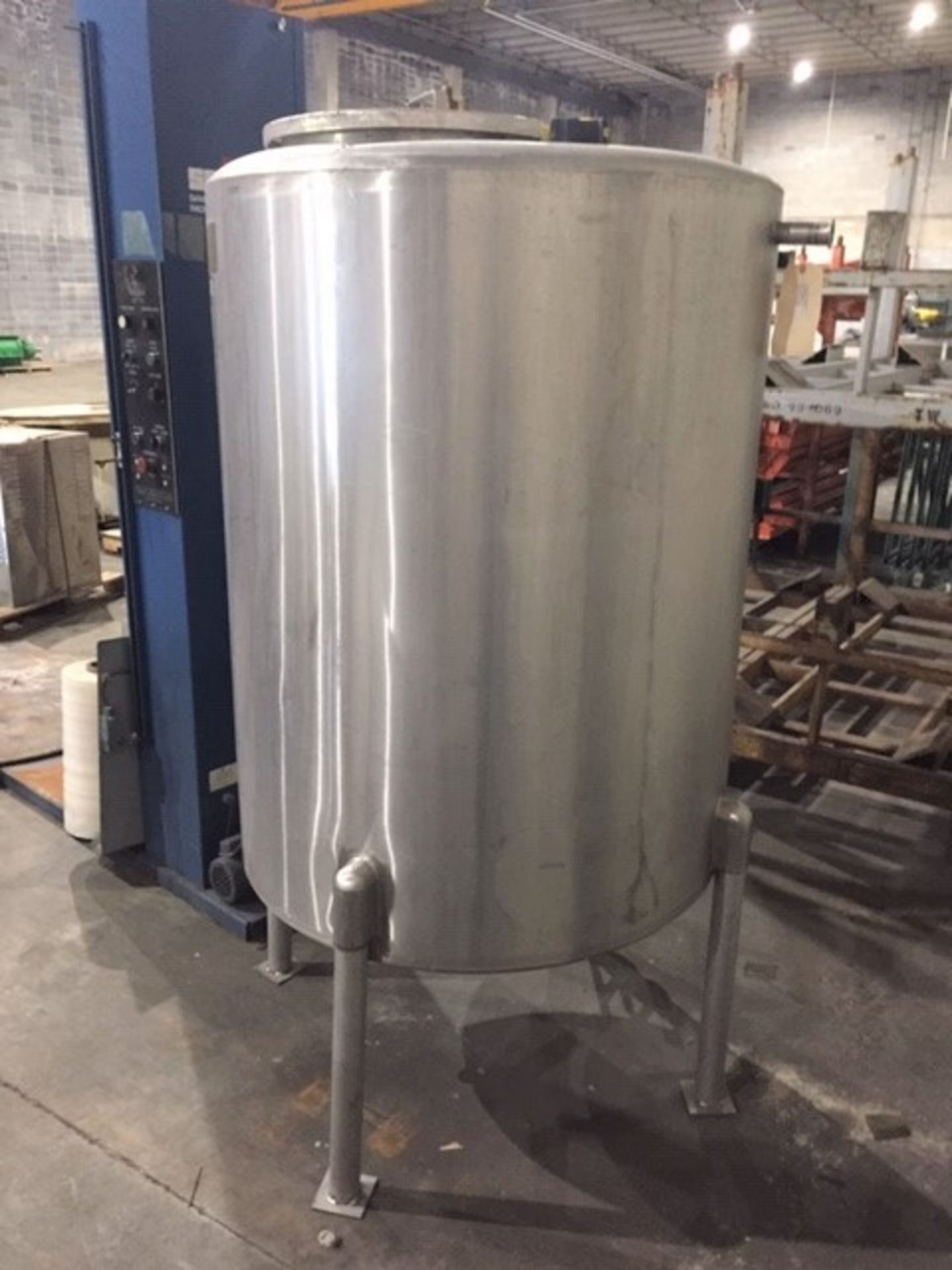 Lot Location: Greensboro NC 325 gallon closed top stainless steel tank - Image 2 of 12