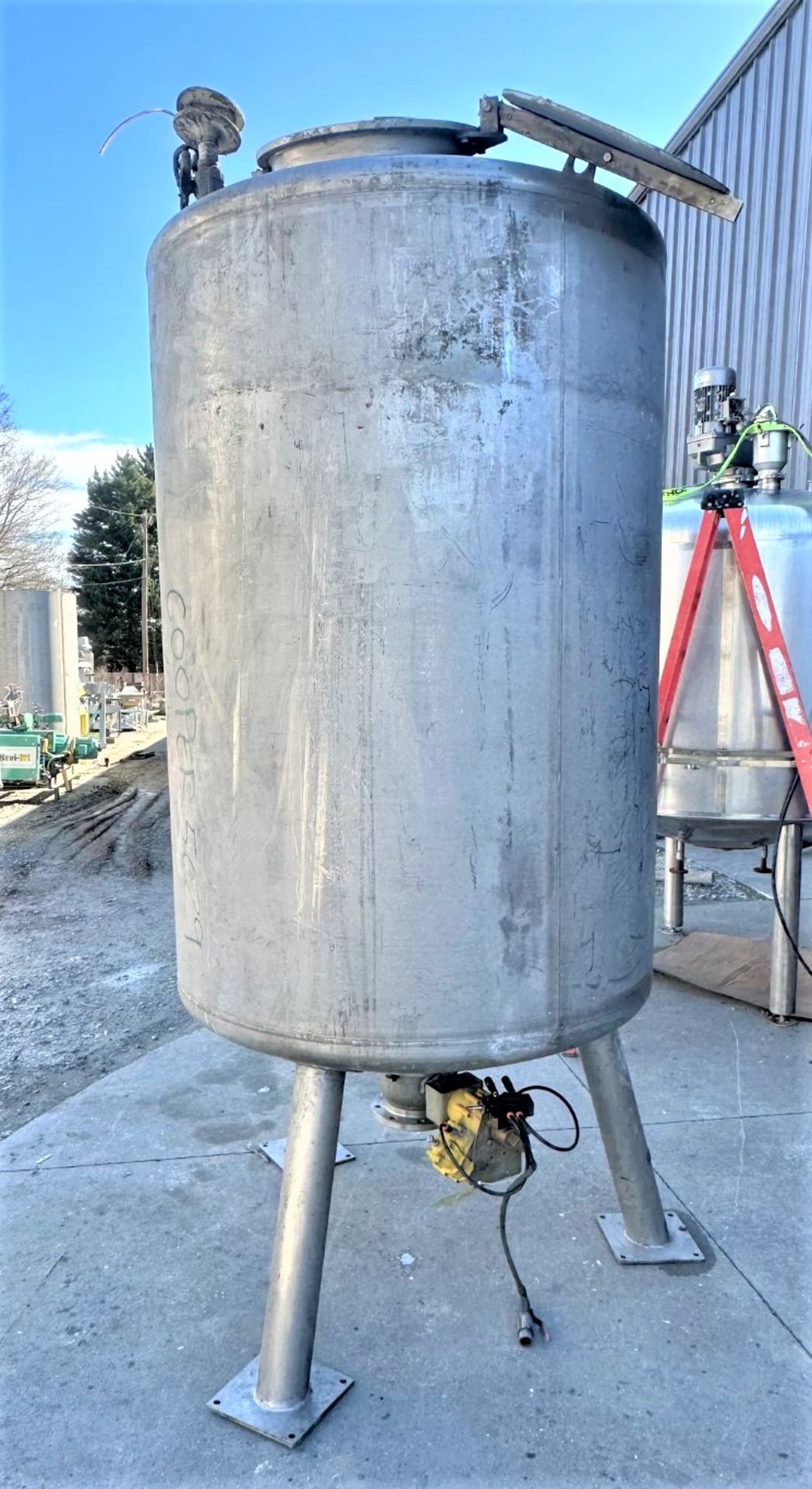 Lot Location: Greensboro NC 850 GALLON 60'' DIAMETER x 74'' HIGH STAINLESS TANK - Image 2 of 10