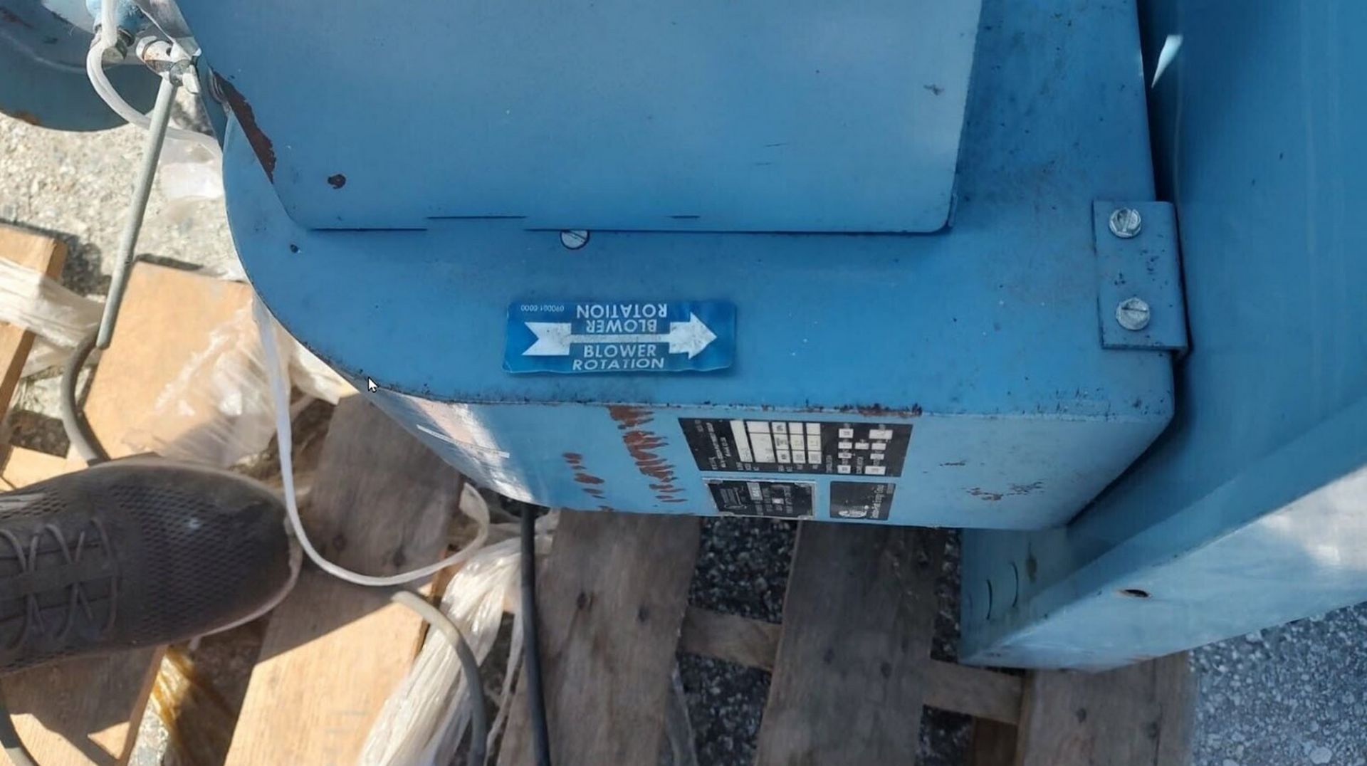 (Located in Hollister CA) Gordon Piatt R10-G-15 Burner Natural Gas 3000 MBH, Rigging Fee: $100 - Image 6 of 9