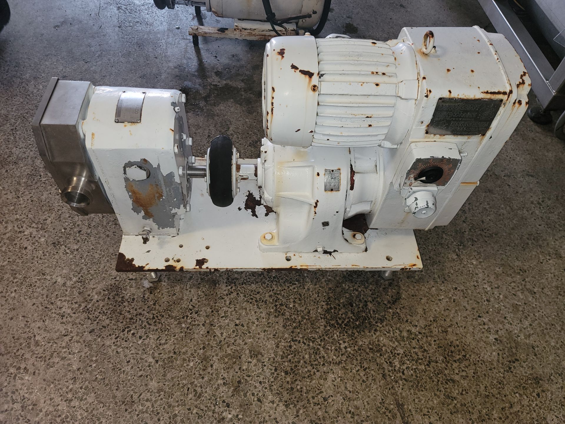 (Located in Belle Glade, FL) 3HP POSITIVE DISPLACEMENT PUMP, Loading/Rigging Fee: $25