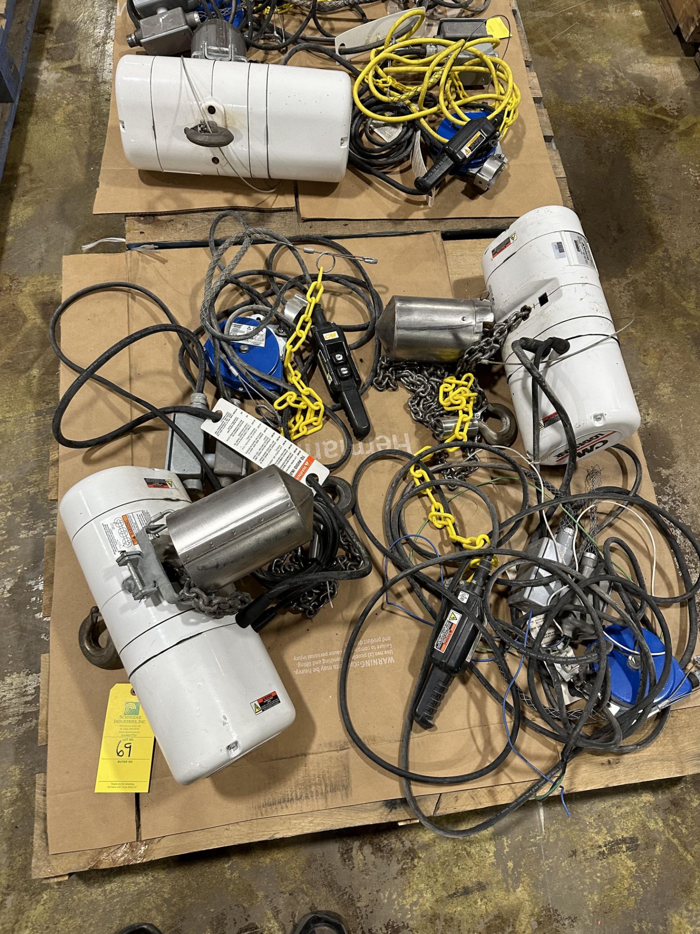 (Located In Springfield, MI) Lot of Misc Hoists