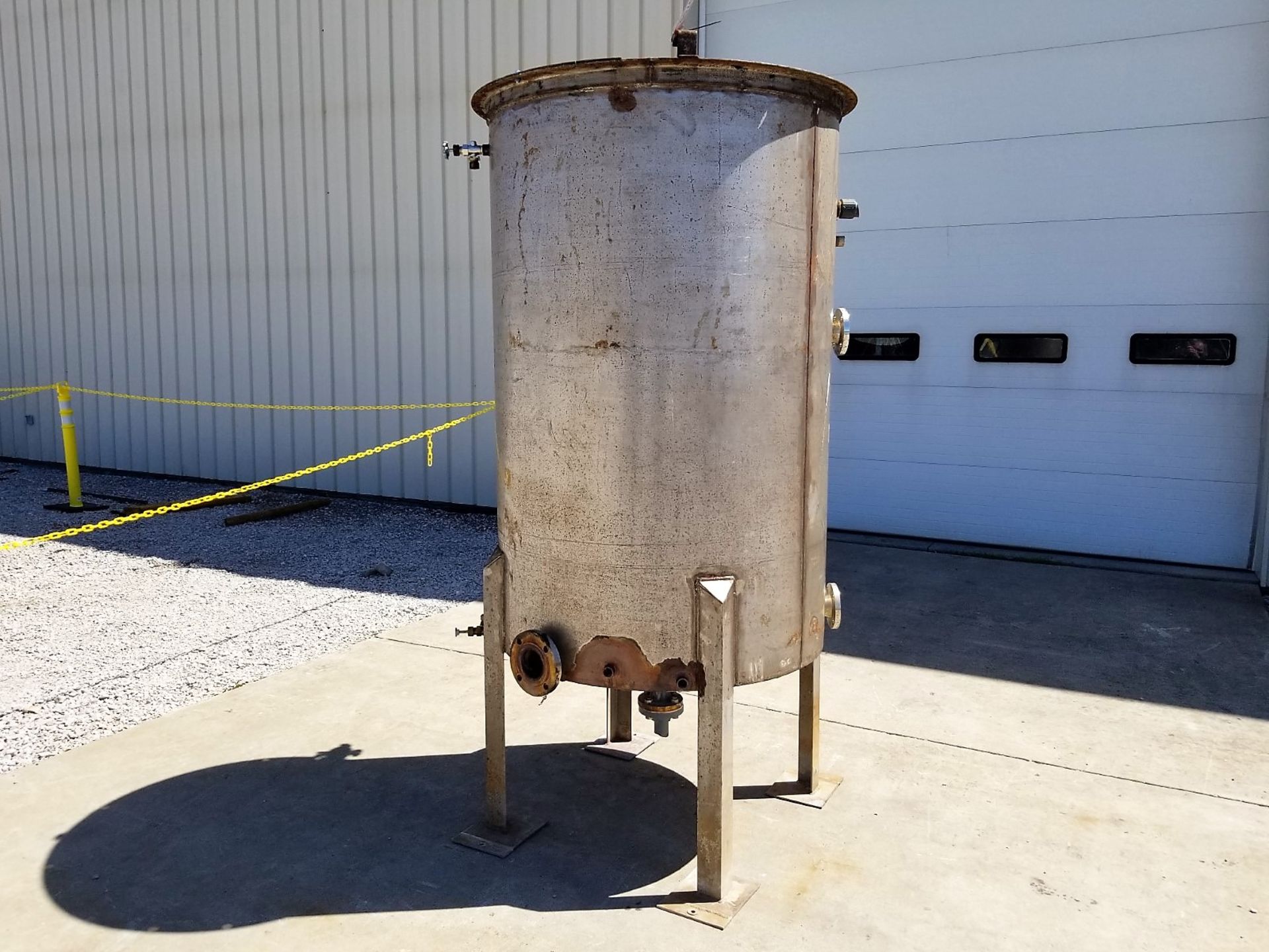 Lot Location: Greensboro NC Used 500 GALLON STAINLESS STEEL TANK with Internal Coil