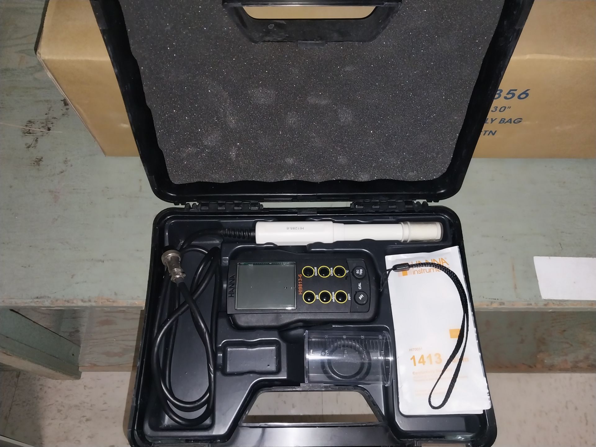 (Located in Denver, CO) Hanna Meter - New - but opened Model HI9813-6