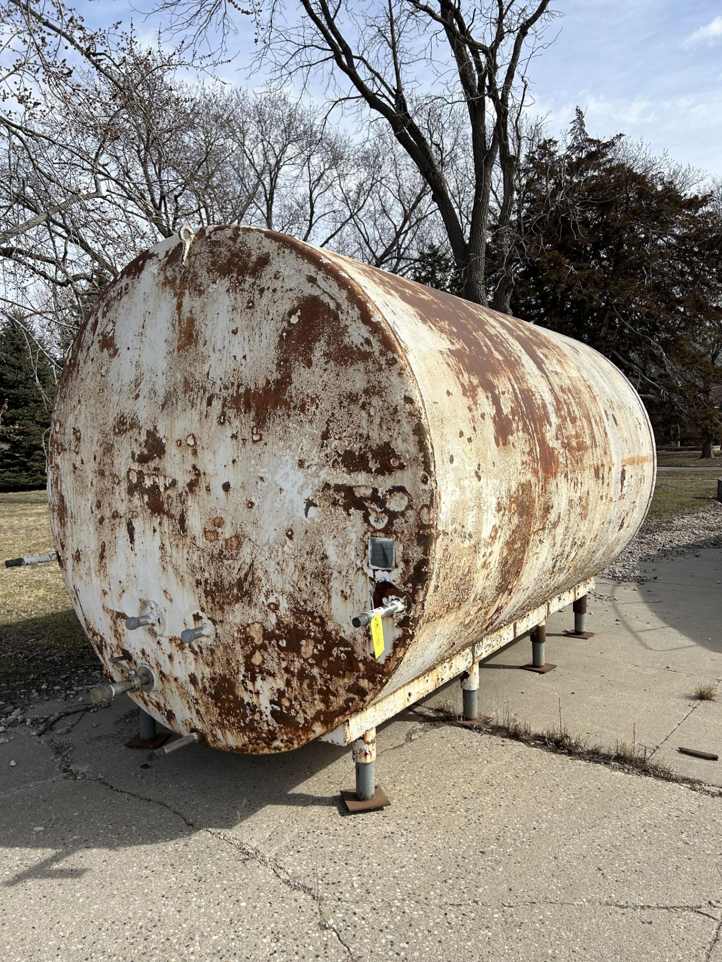 Lot Location: Hartley IA - C.E. Howard Jacketed Mild Steel 5000 Gallon Tank - Image 2 of 6