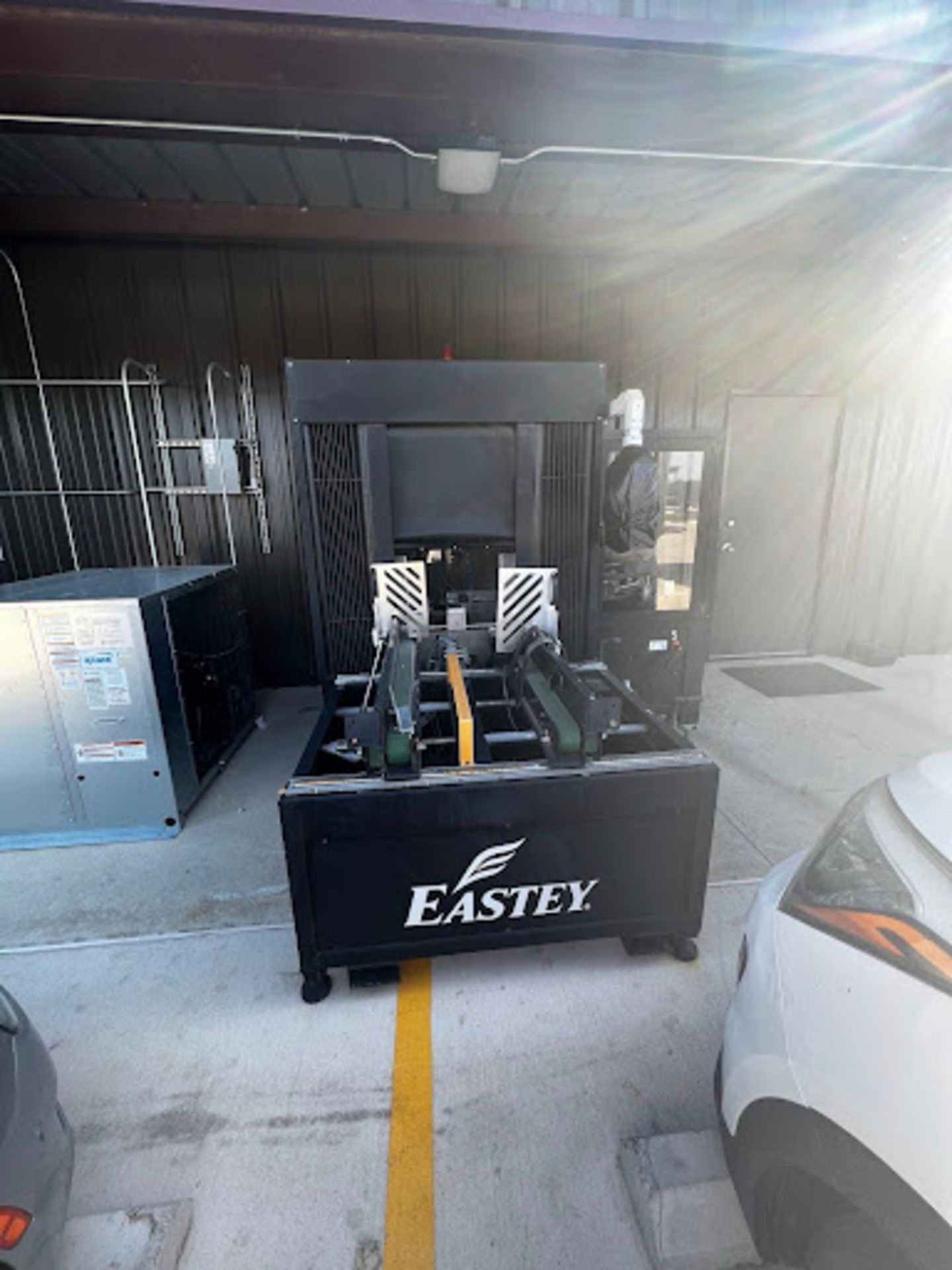 (Located in Georgetown, TX) Eastey ERX-15 Box Erector, Model# 5001617, Serial# EZT2005C20031032 - Image 3 of 3