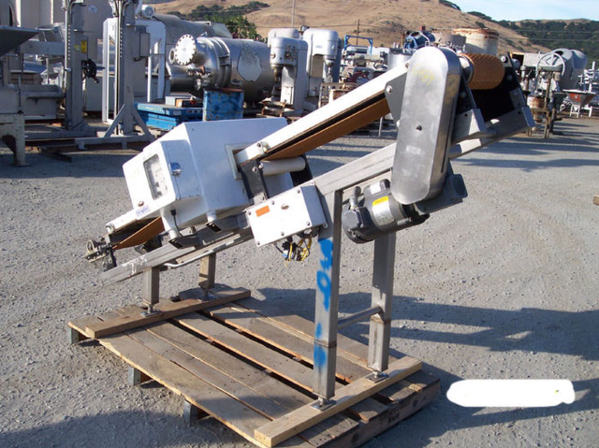 (Located in Morgan Hill, CA) Goring Kerr Metal Detector, Model TEK 21, SN 46999, 4" x 10" Aperture - Image 2 of 4