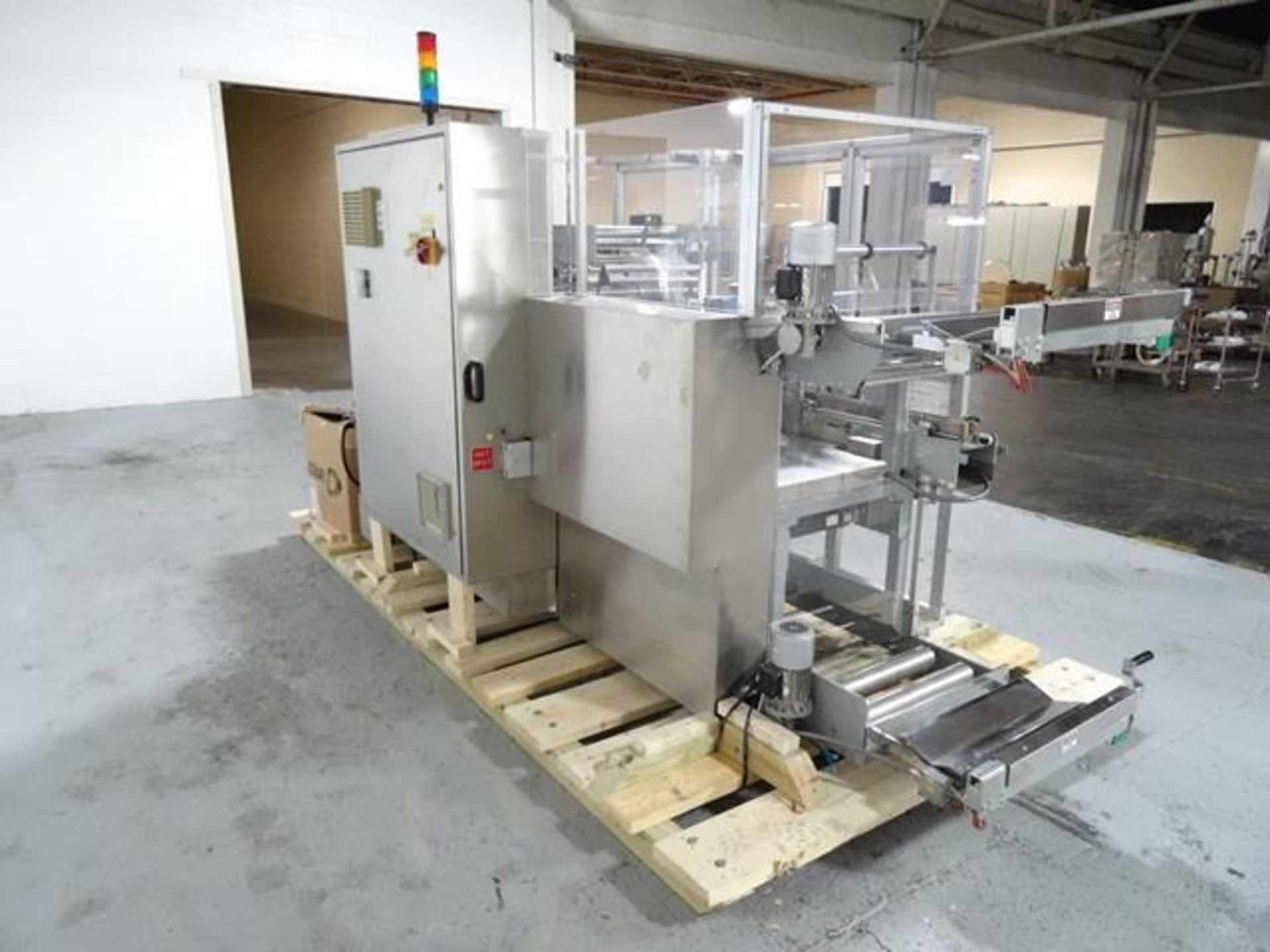 (Located in Belle Glade, FL) IMA SHRINK BUNDLER MS500 BP BR WITH BUILT IN HEAT TUNNEL, MODEL: - Image 4 of 36