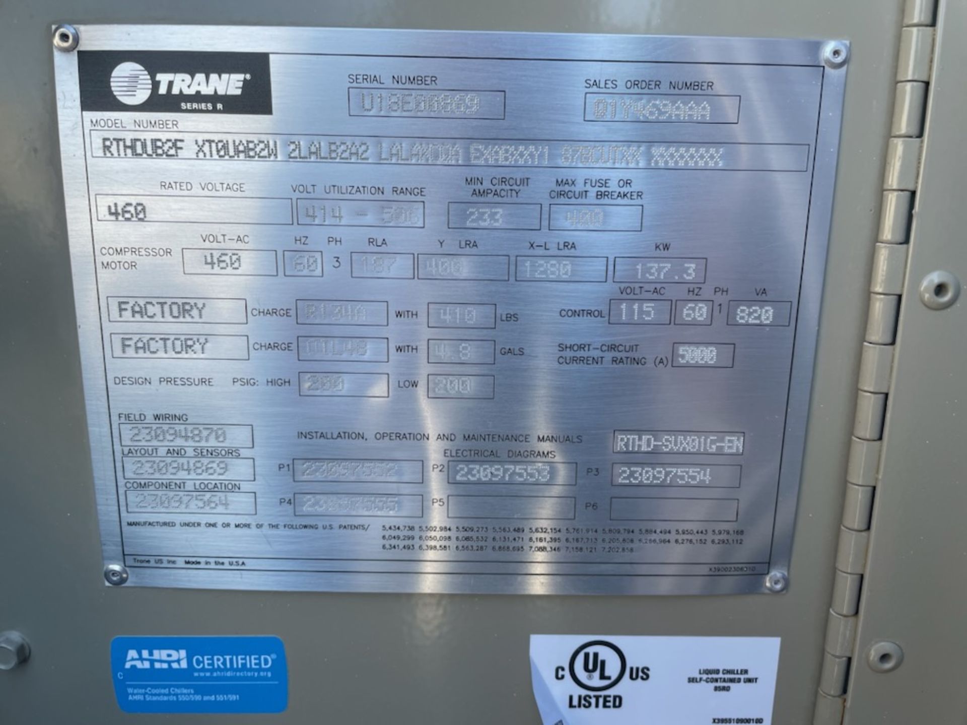 (Located in Kingman, AZ) Trane Chiller, Serial# U18E00869 (condenser tubes are fouled badly and will - Image 3 of 3