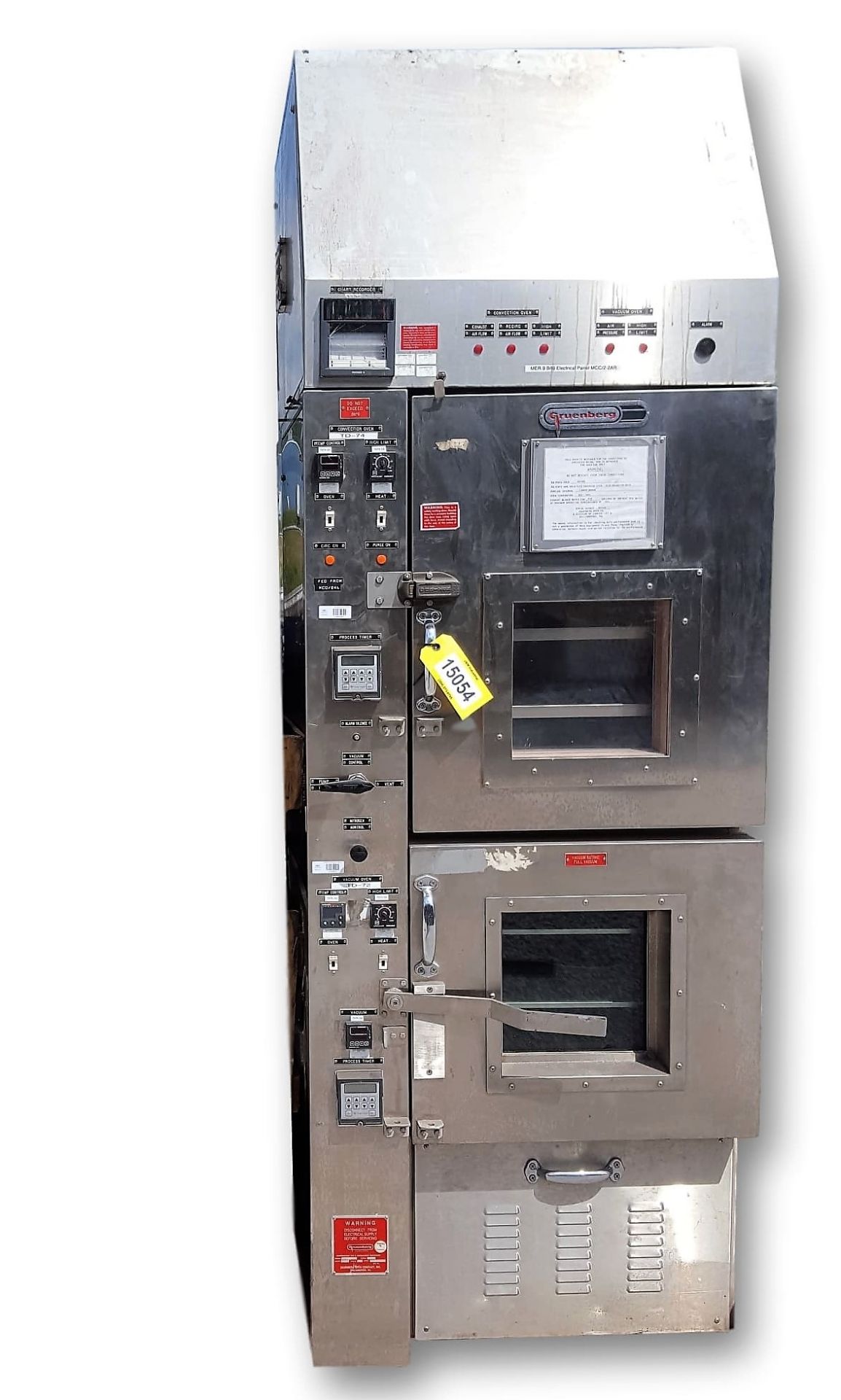 Lot Location: Greensboro NC Used Gruenberg Industrial Dual Cabinet Vacuum Drying Oven C/V15H4.5M
