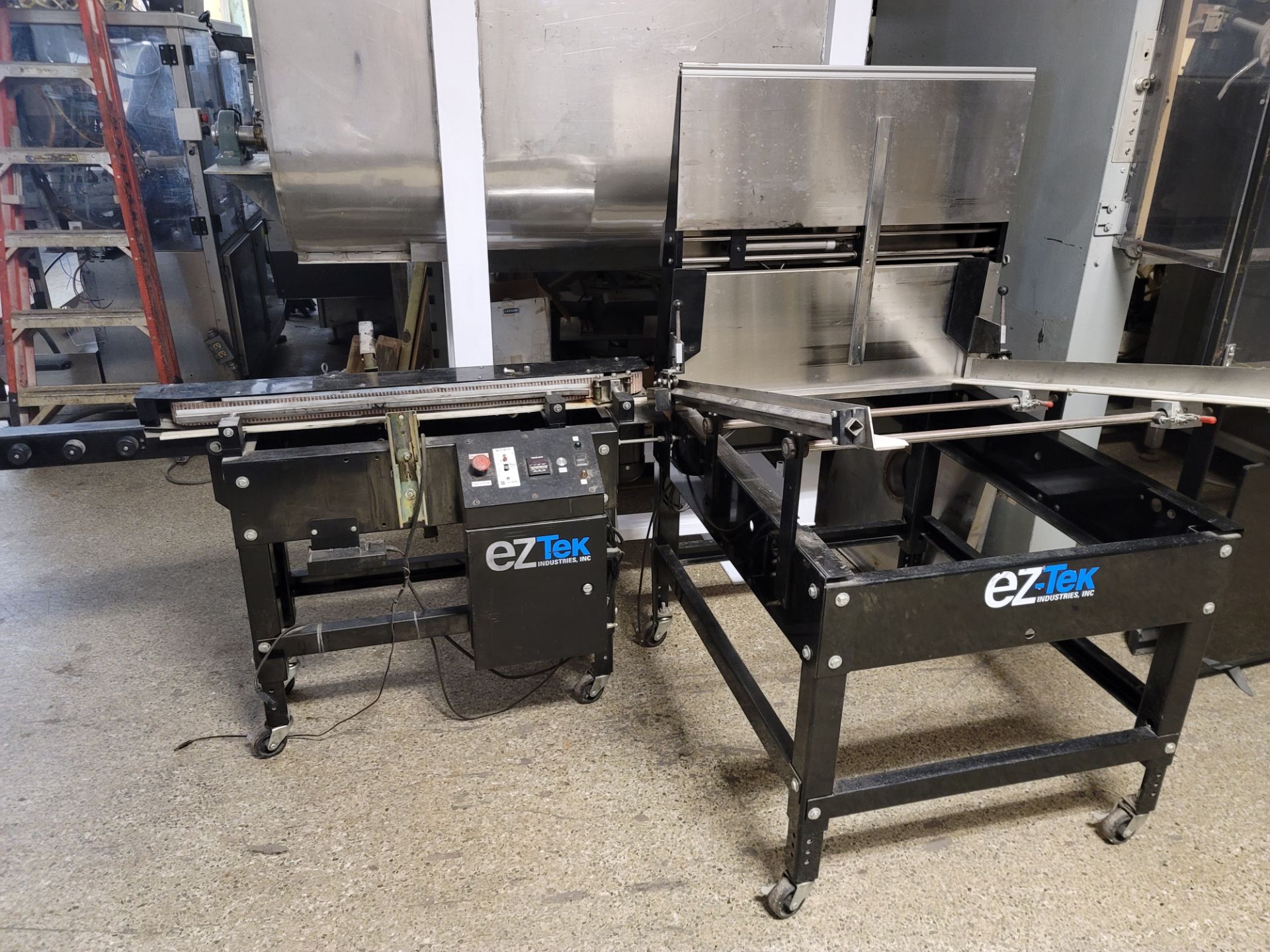 (Located in Belle Glade, FL) EZTEK INDUSTRIES BOX SEALER, Loading/rigging fee: $100