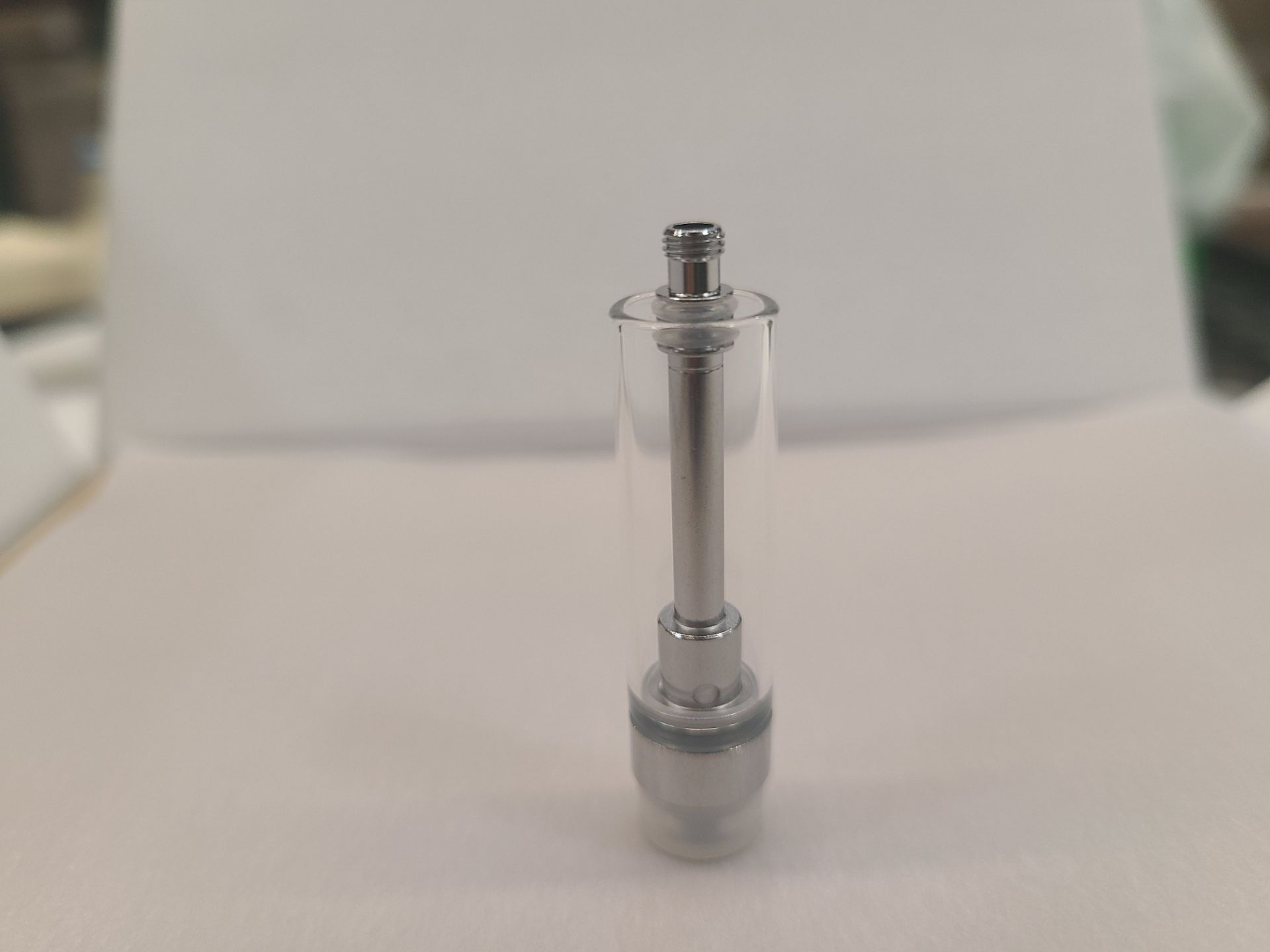 (Located in Moreno Valley, CA) Pollen Tech Glass Body Screw-In Cartridge - 1.0 Gram 1.8mm, Qty 1000