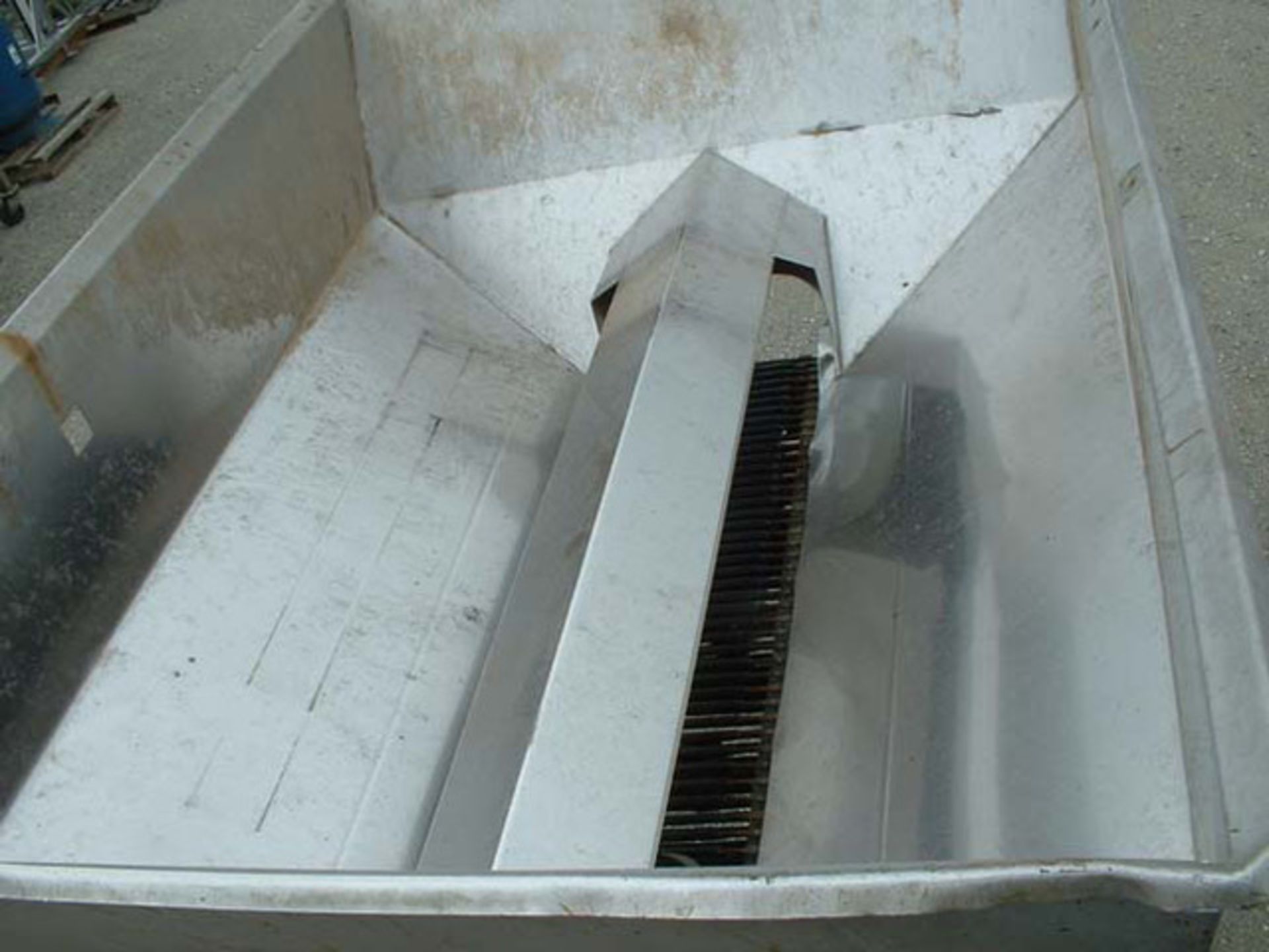 (Located in Morgan Hill, CA) Krunchers Live Bottom Feeder, 12" Wide x 5' Long Conveyor, Conveyor Has - Image 3 of 3