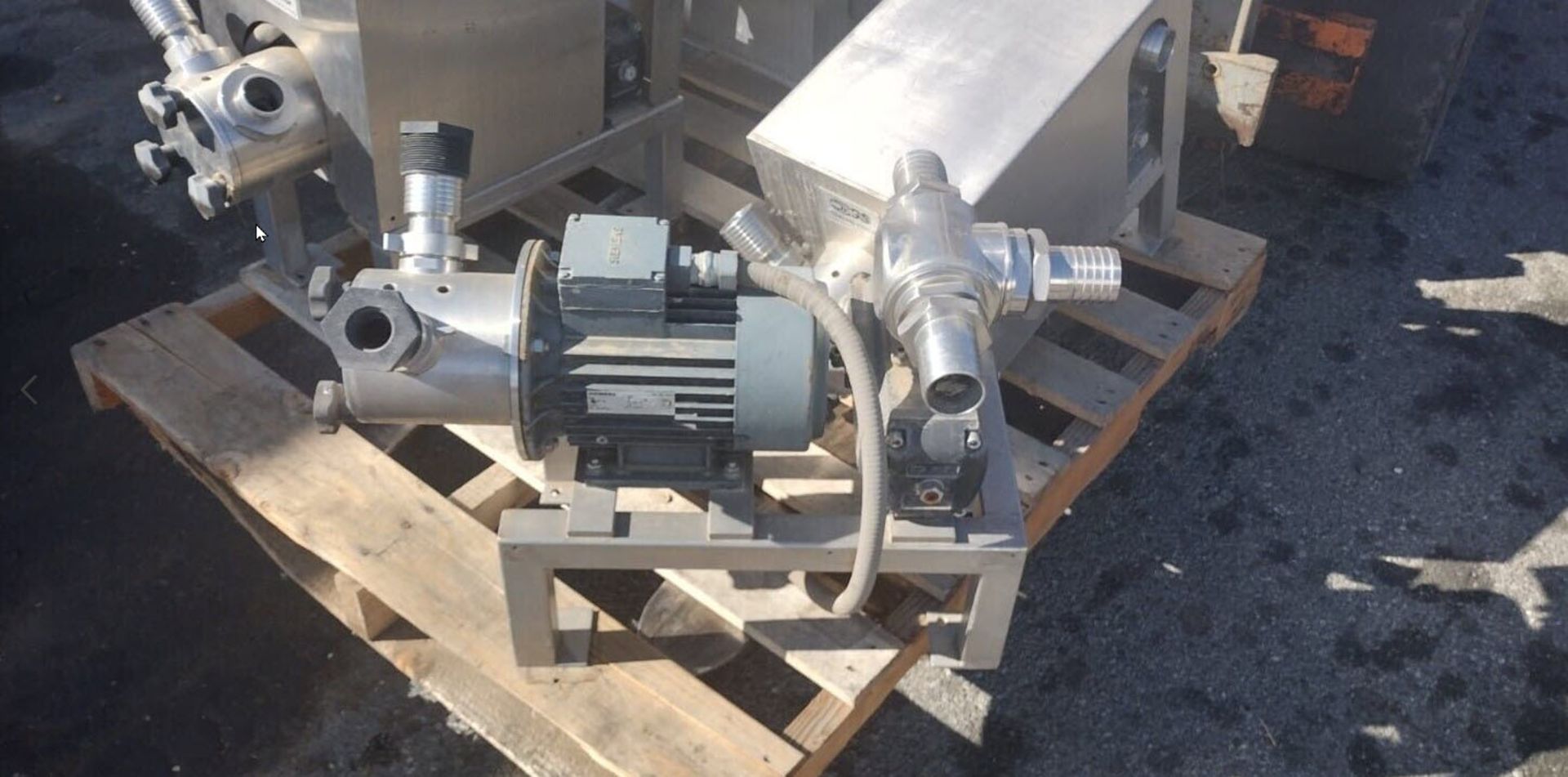 (Located in Hollister, CA) Siemens Coating System Coating Pump, Rigging Fee: $100 - Image 10 of 11