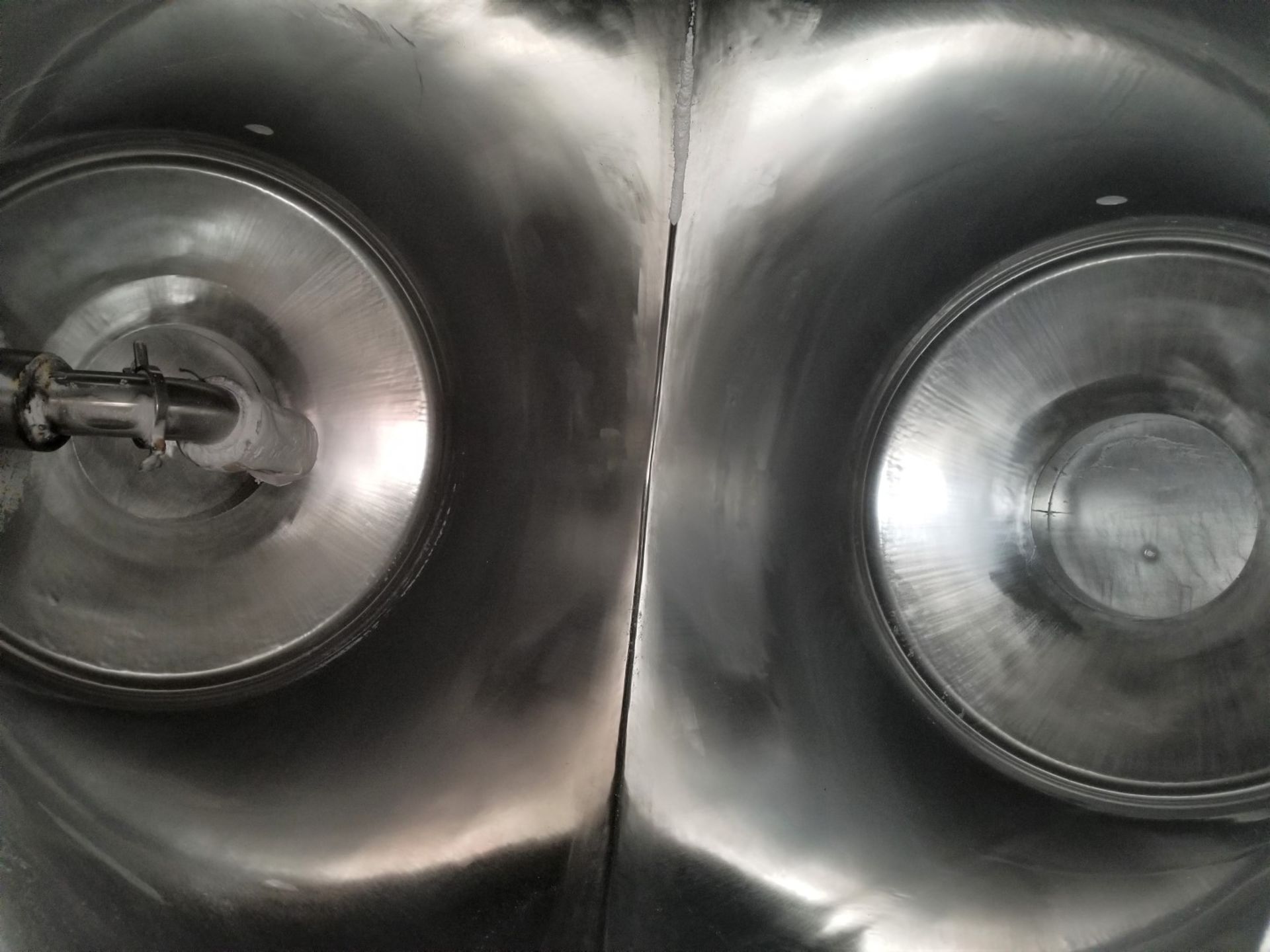 Lot Location: Greensboro NC Used 78 Cubic Foot Gemco V-Cone Stainless Tumble Blender Vacuum Dryer - Image 9 of 17