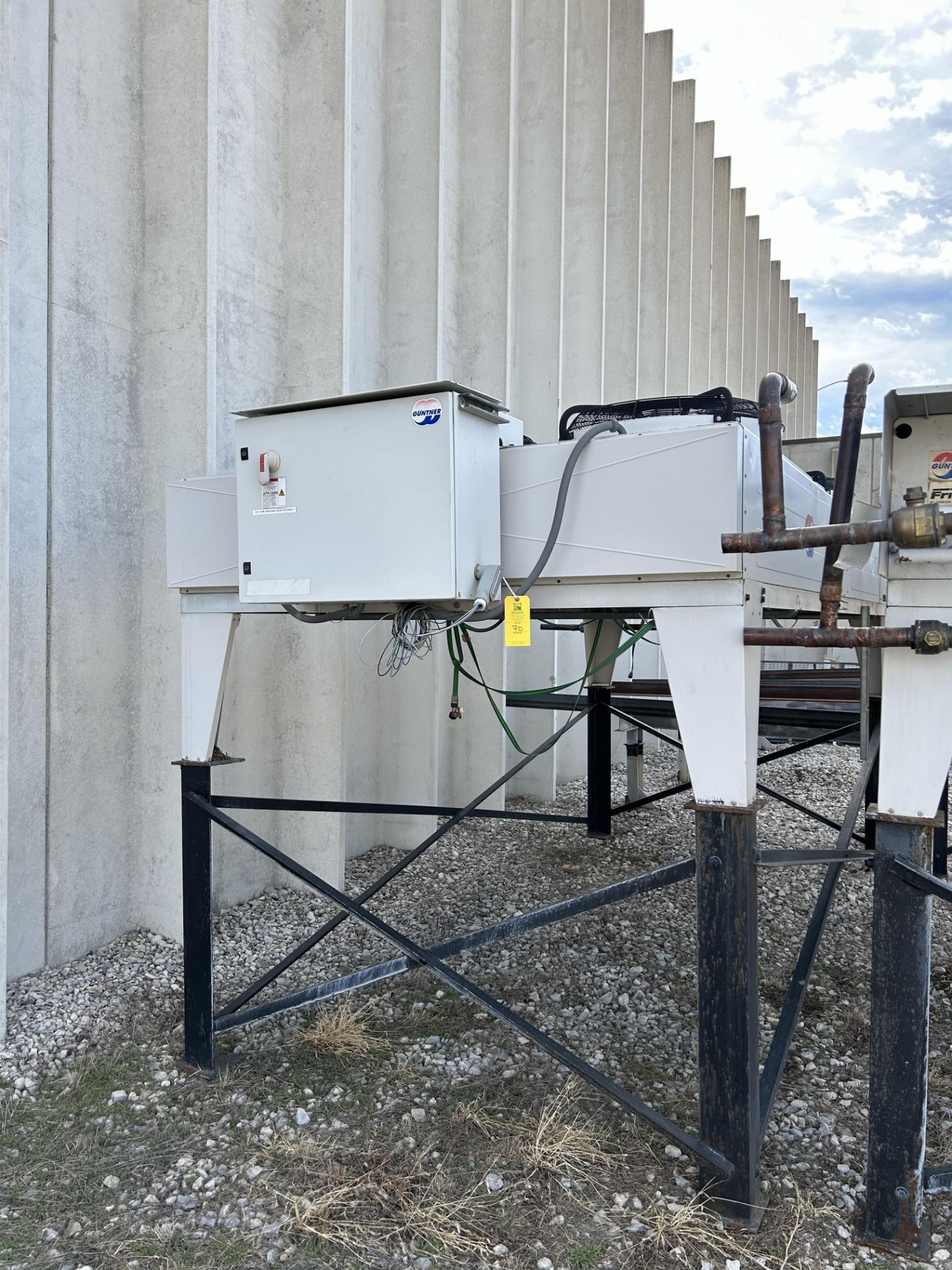 Lot Location: Hartley IA - Guntner Condenser, Model #GVH-090, S/N #300/832635.0001, Dom 2014, - Image 2 of 4