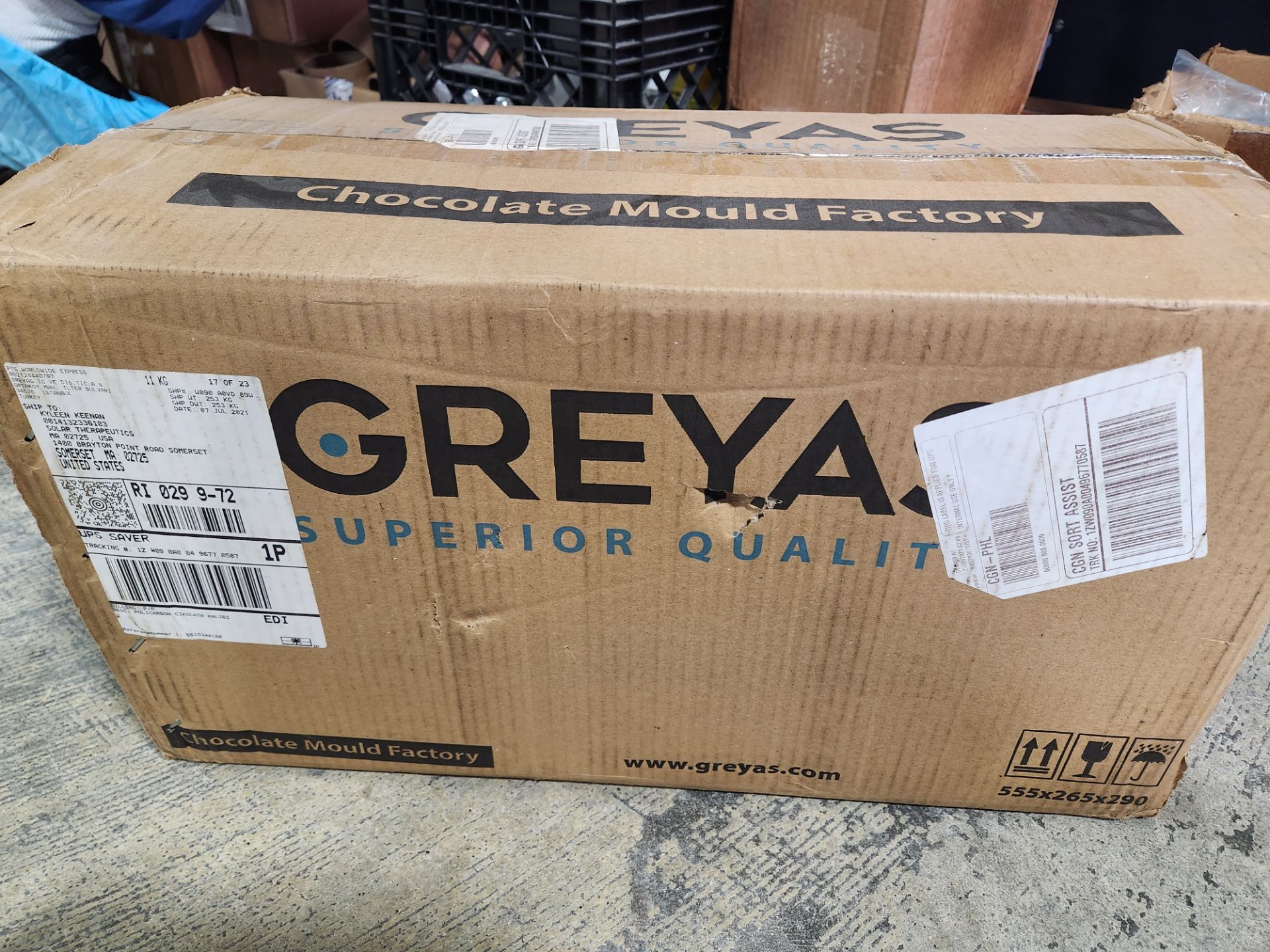(Located in Somerset, MA) Greyas Chocolate Moulds, 10 Cases/ 300 Moulds Total - Image 2 of 4