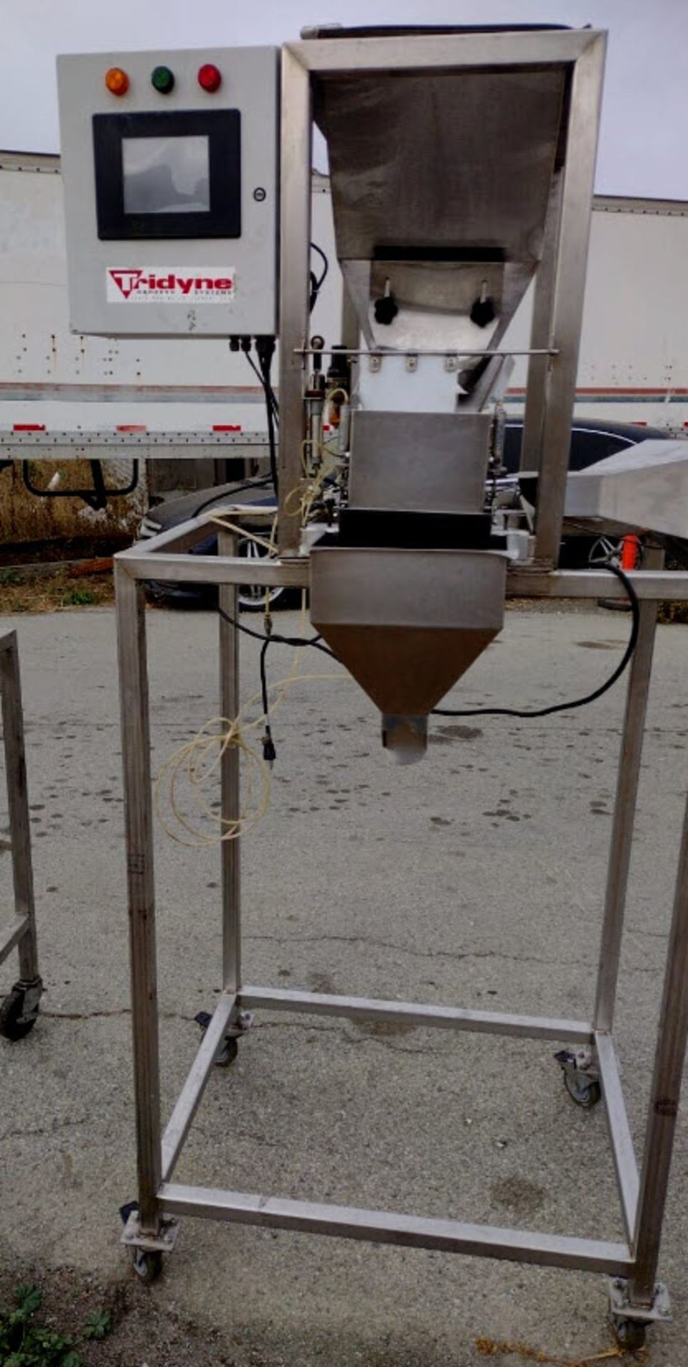 (Located in Hollister, CA) Tridyne Vibratory Feeder System Model F-100 Style, Rigging Fee: $100