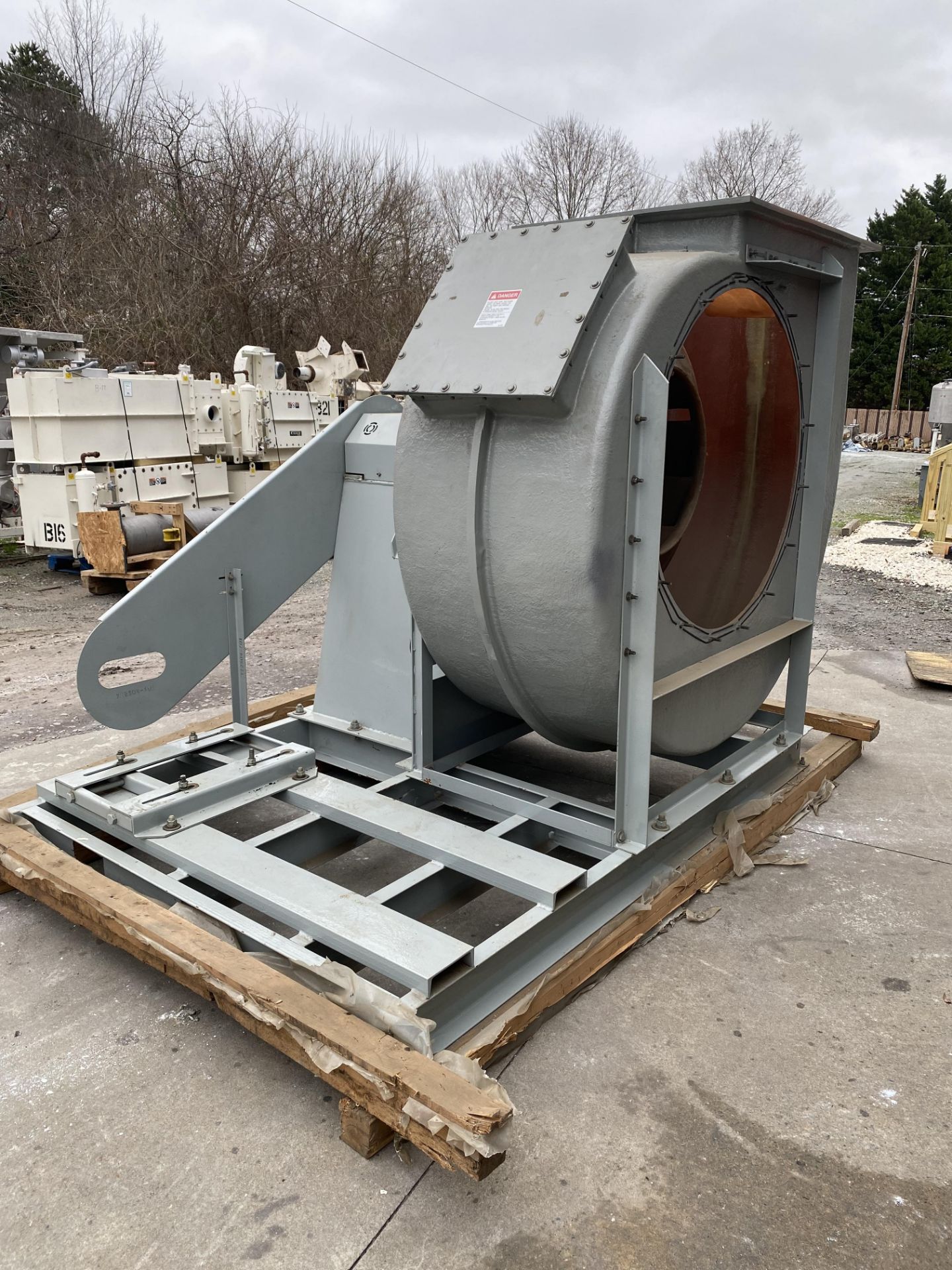 Lot Location: Greensboro NC - 20,000 CFM AT 14'' S.P. SIZE 361 NEW YORK BLOWER FUME EXHAUSTER, FRP,