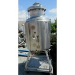 (Located in Hollister, CA) Cherry Burrel Tank/Reactor, Rigging Fee: $100