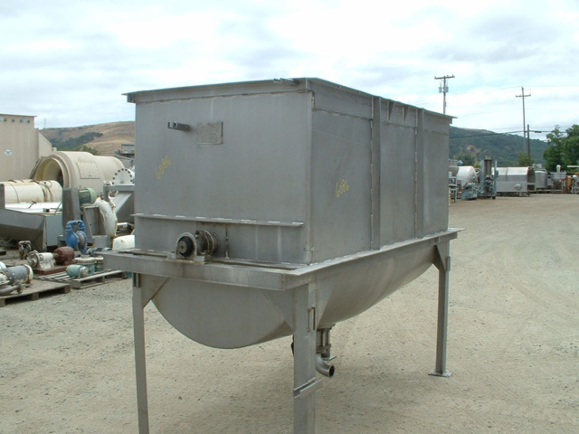 (Located in Morgan Hill, CA) C. E. Howard Liquid Blender, Model 700 Gal., SN R1108-2, S/S Construct - Image 5 of 5