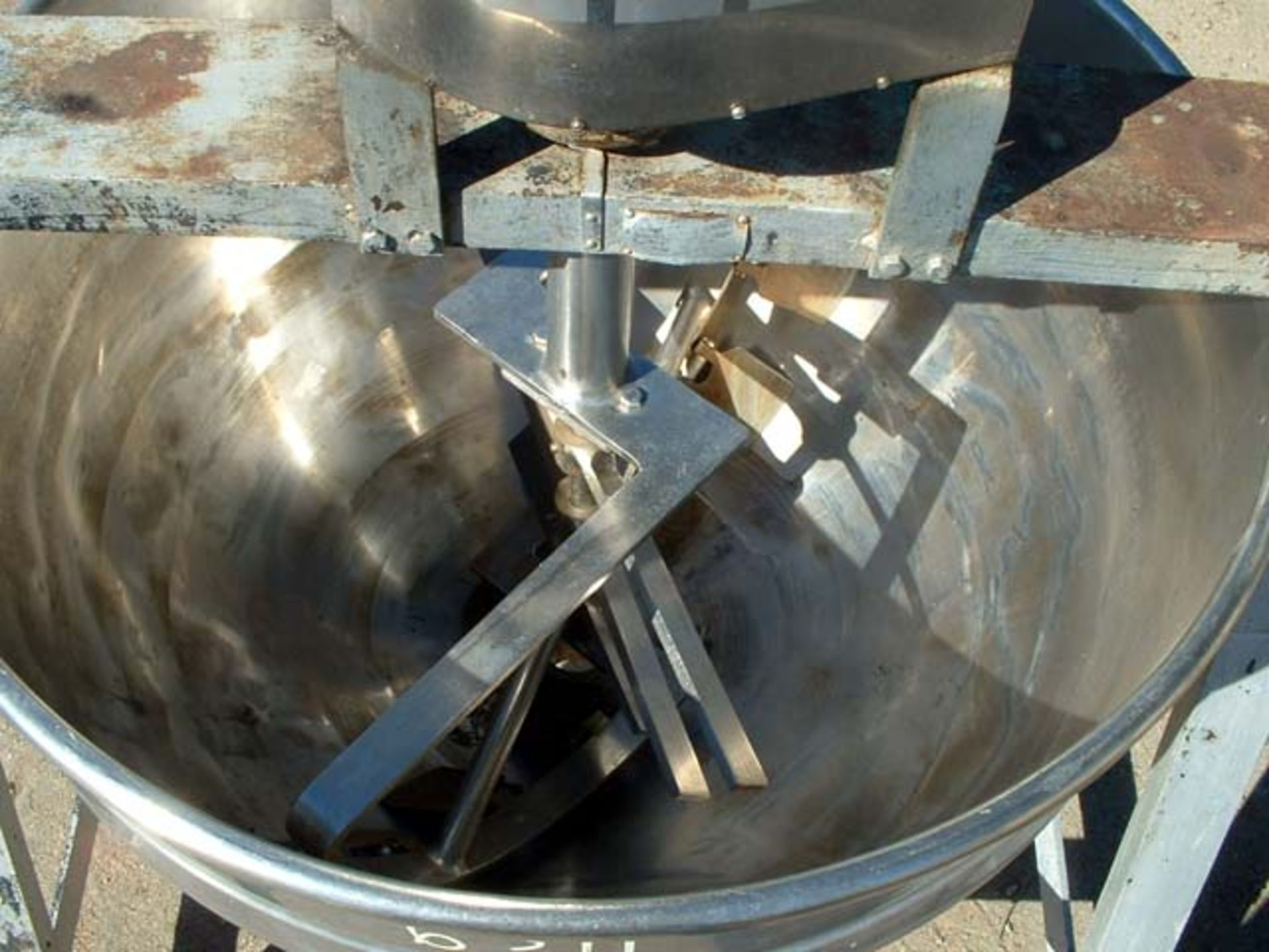 (Located in Morgan Hill, CA) Lee Kettle, Model 80 Gal., SN 652N, 2 1/2" Bottom Outlet, S/S Product - Image 5 of 5