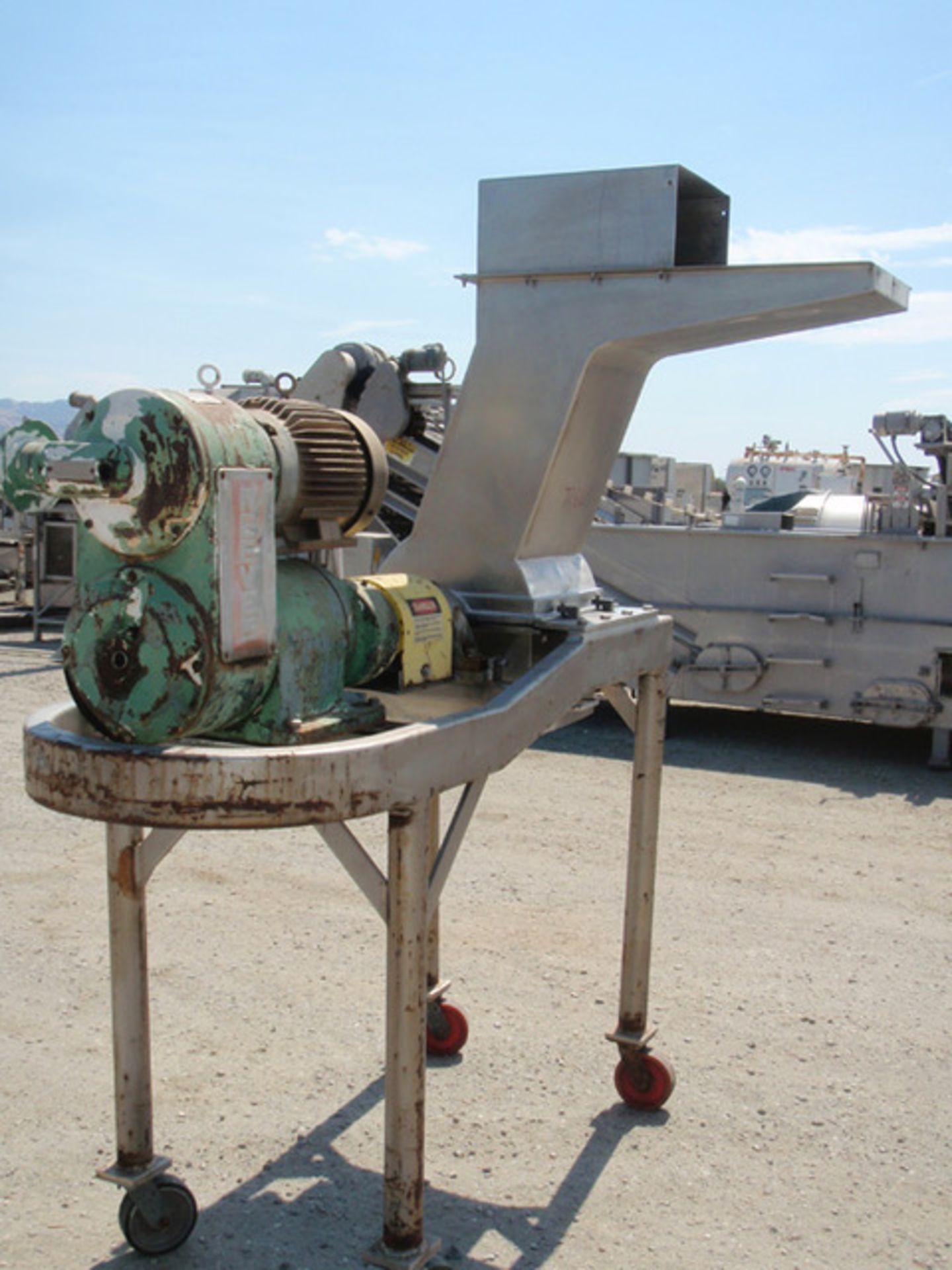 (Located in Morgan Hill, CA) Fitzpatrick Hydrauflaker, Model GR14 x 14D, SN 638, S/S Product Contact - Bild 4 aus 5